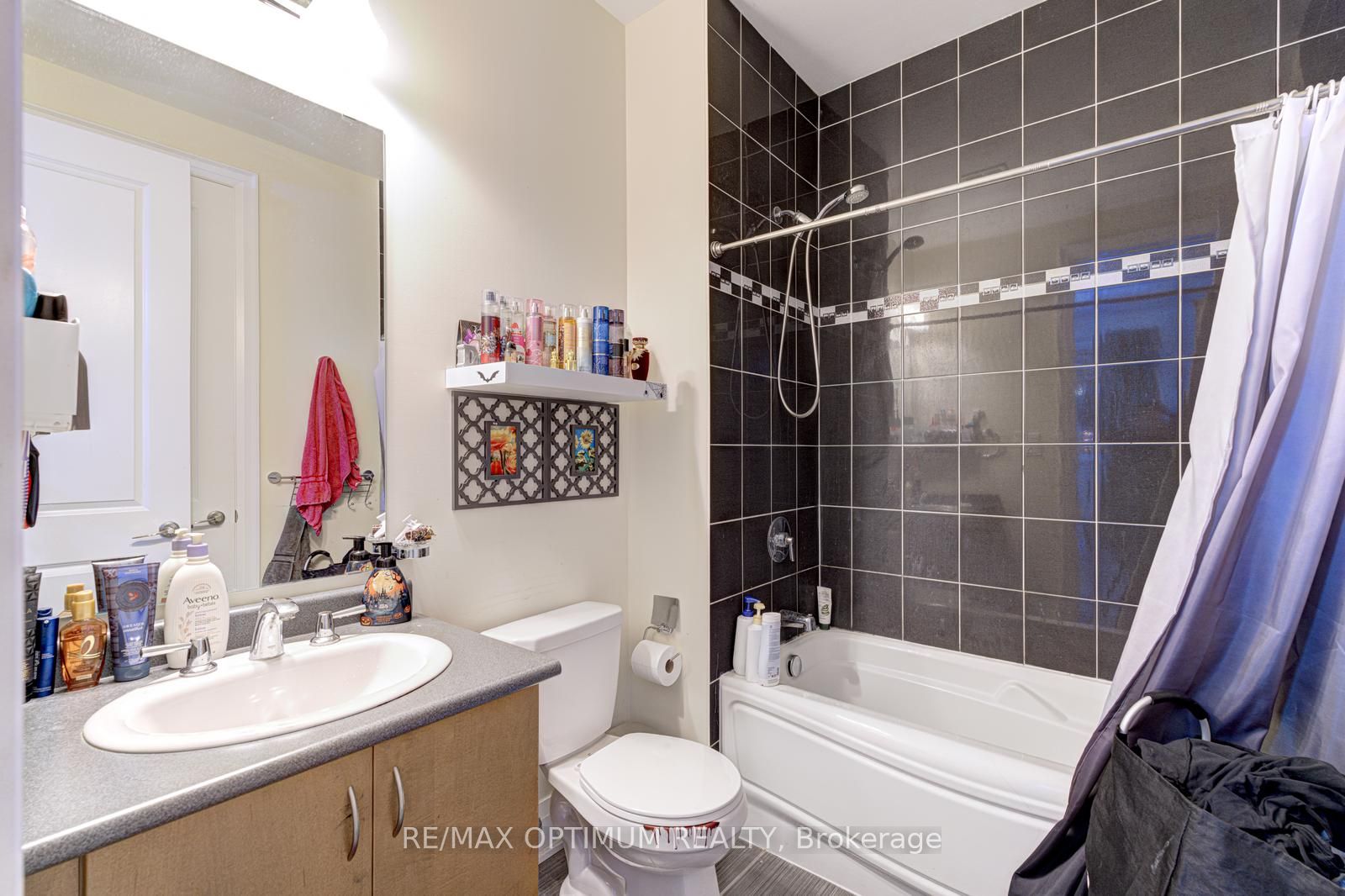 7 Legendary Cir Property Photo 38