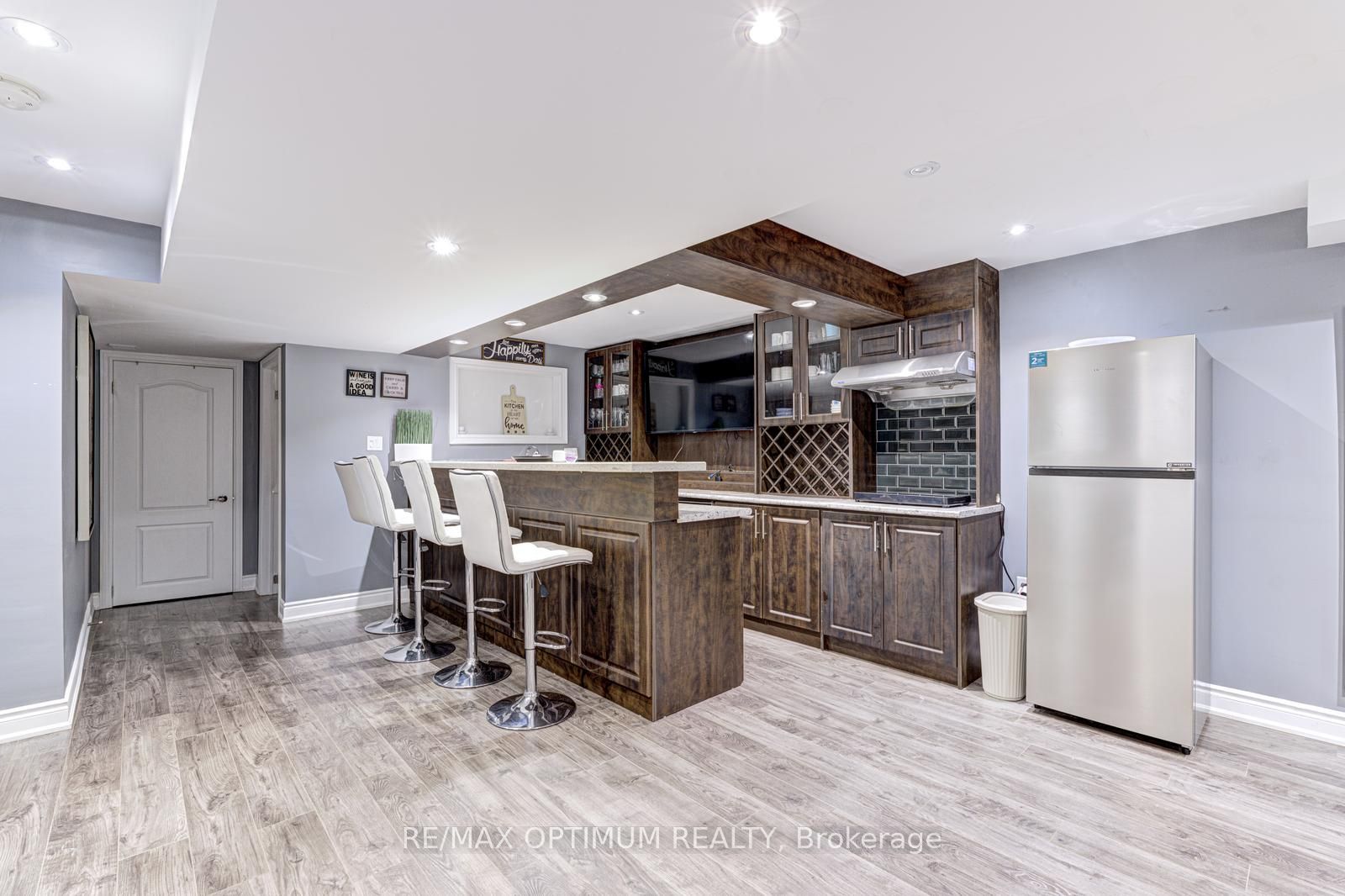 7 Legendary Cir Property Photo 40