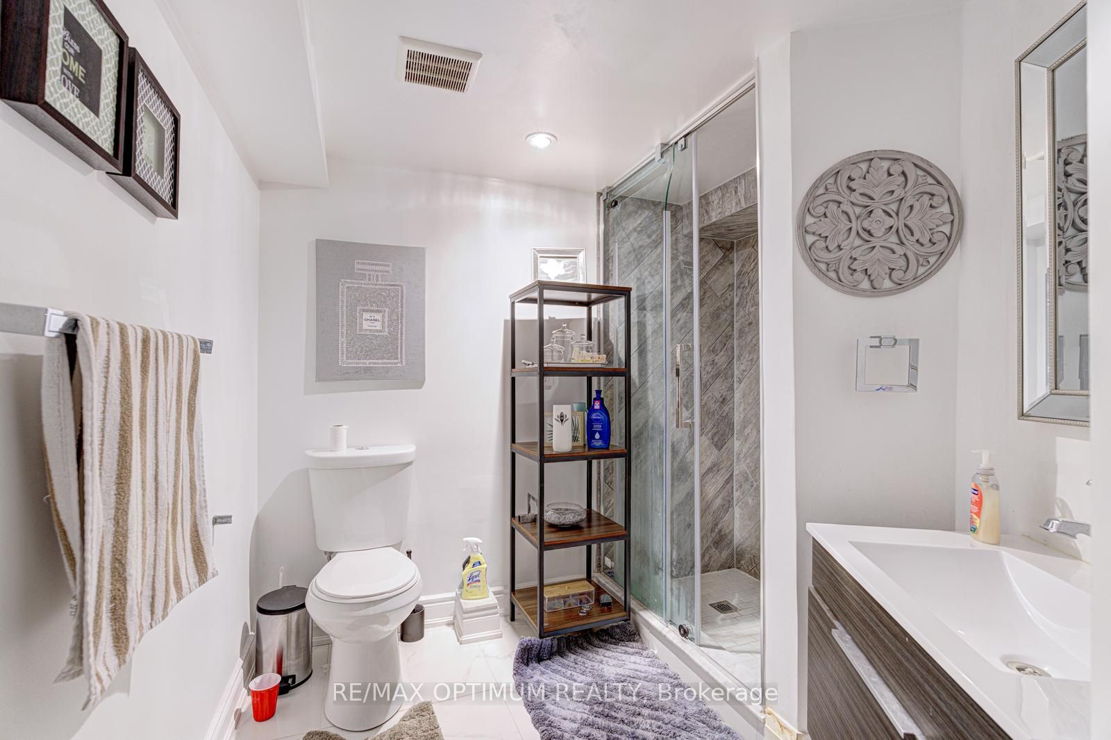 7 Legendary Cir Property Photo 44