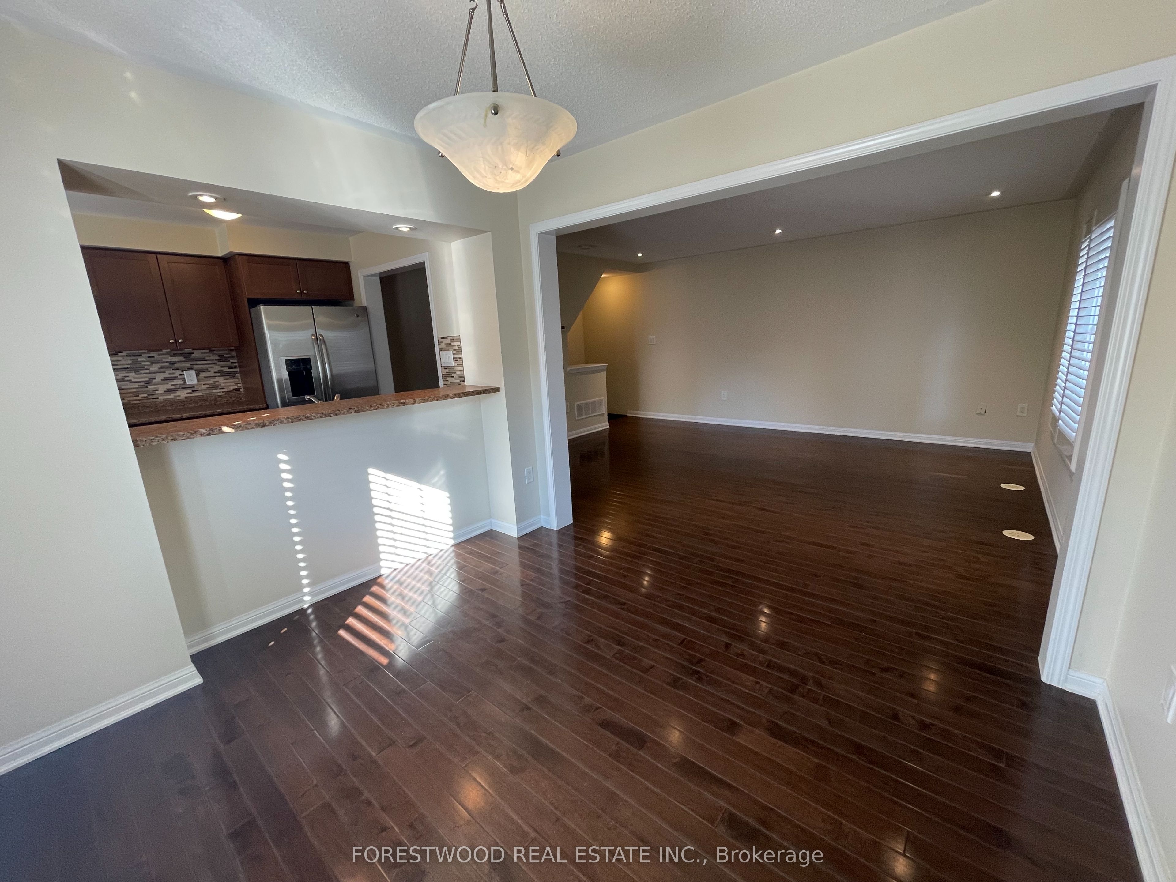 272 Wetenhall Lndg Property Photo 11