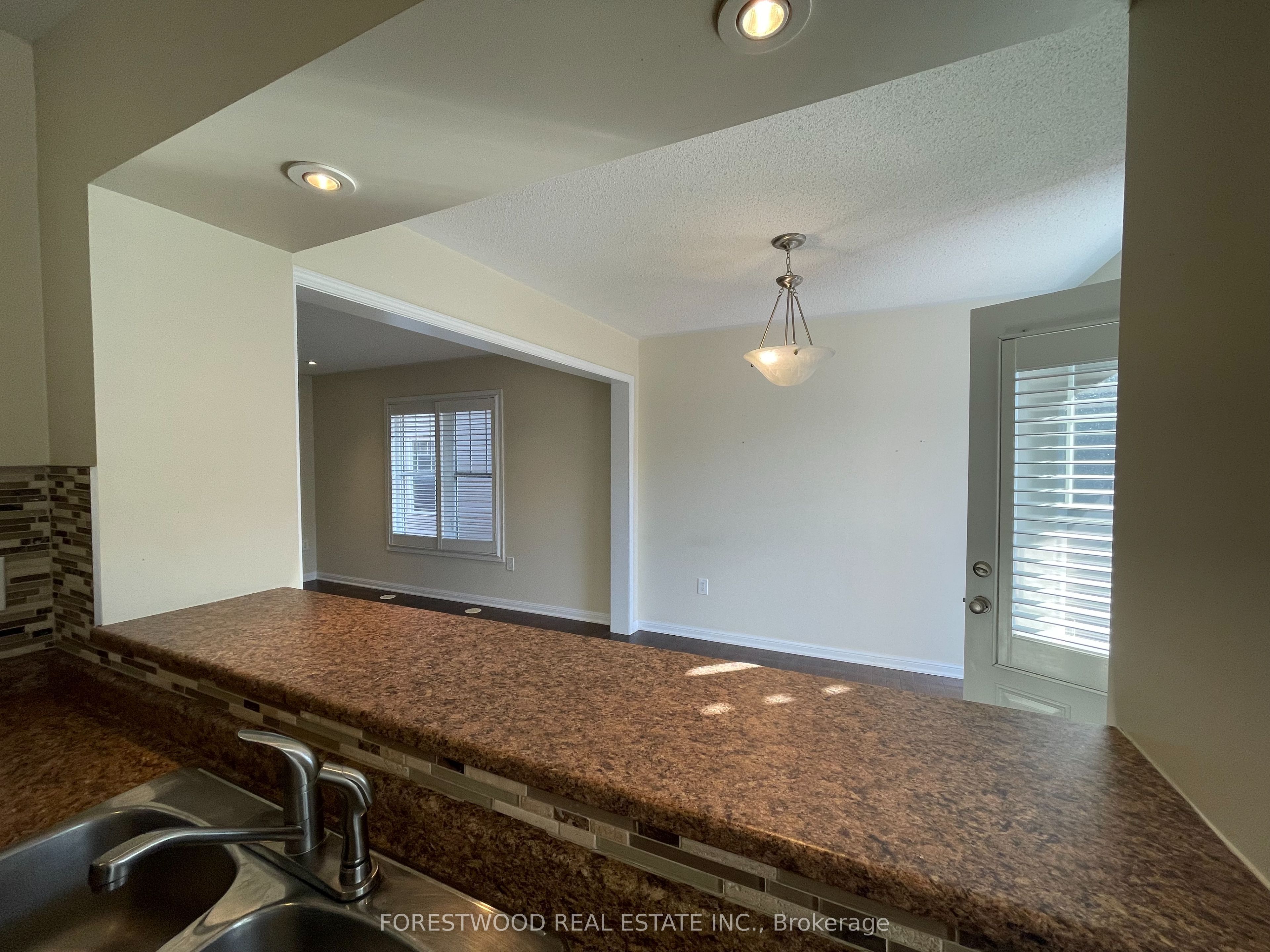 272 Wetenhall Lndg Property Photo 16