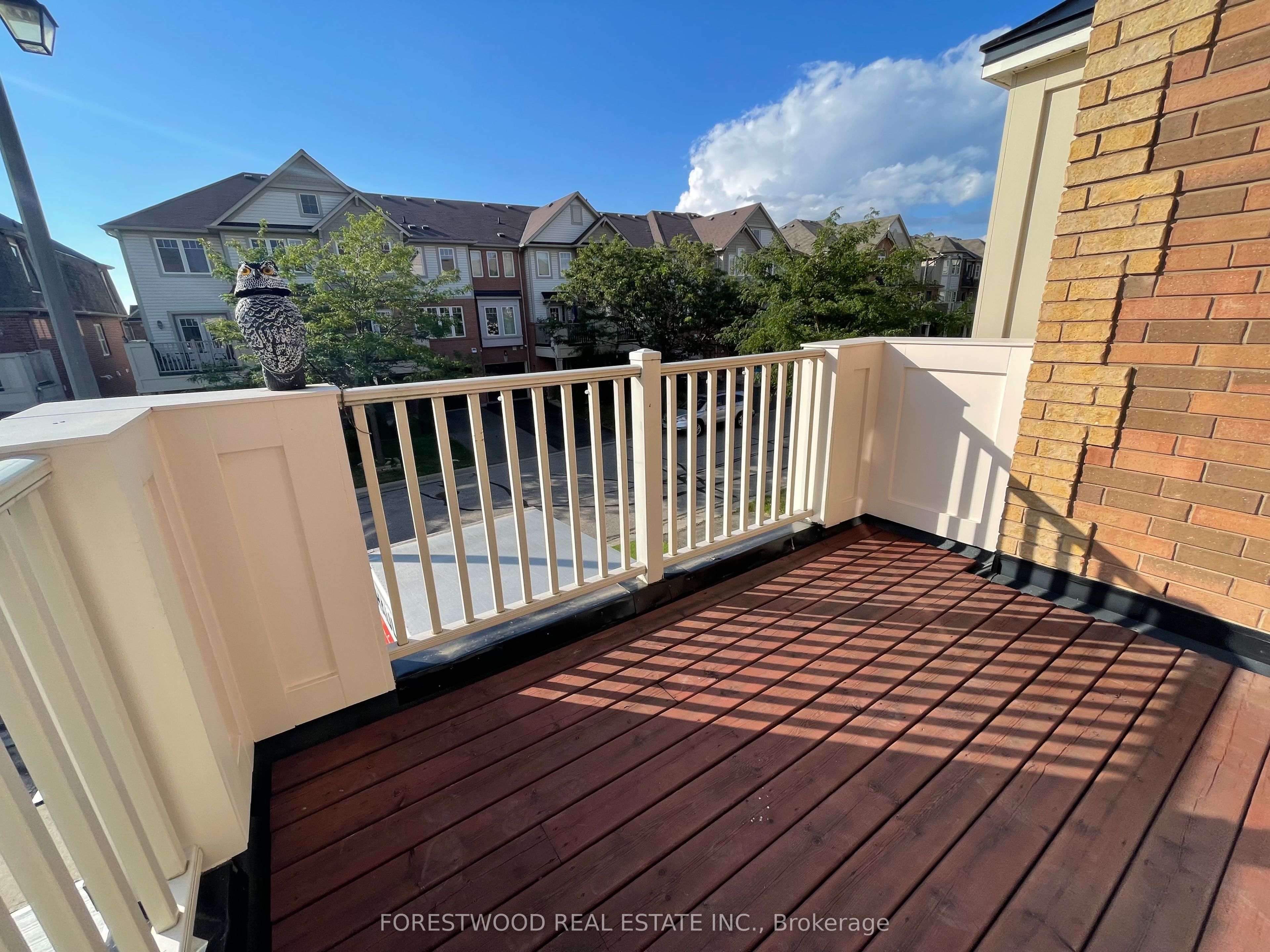 272 Wetenhall Lndg Property Photo 17