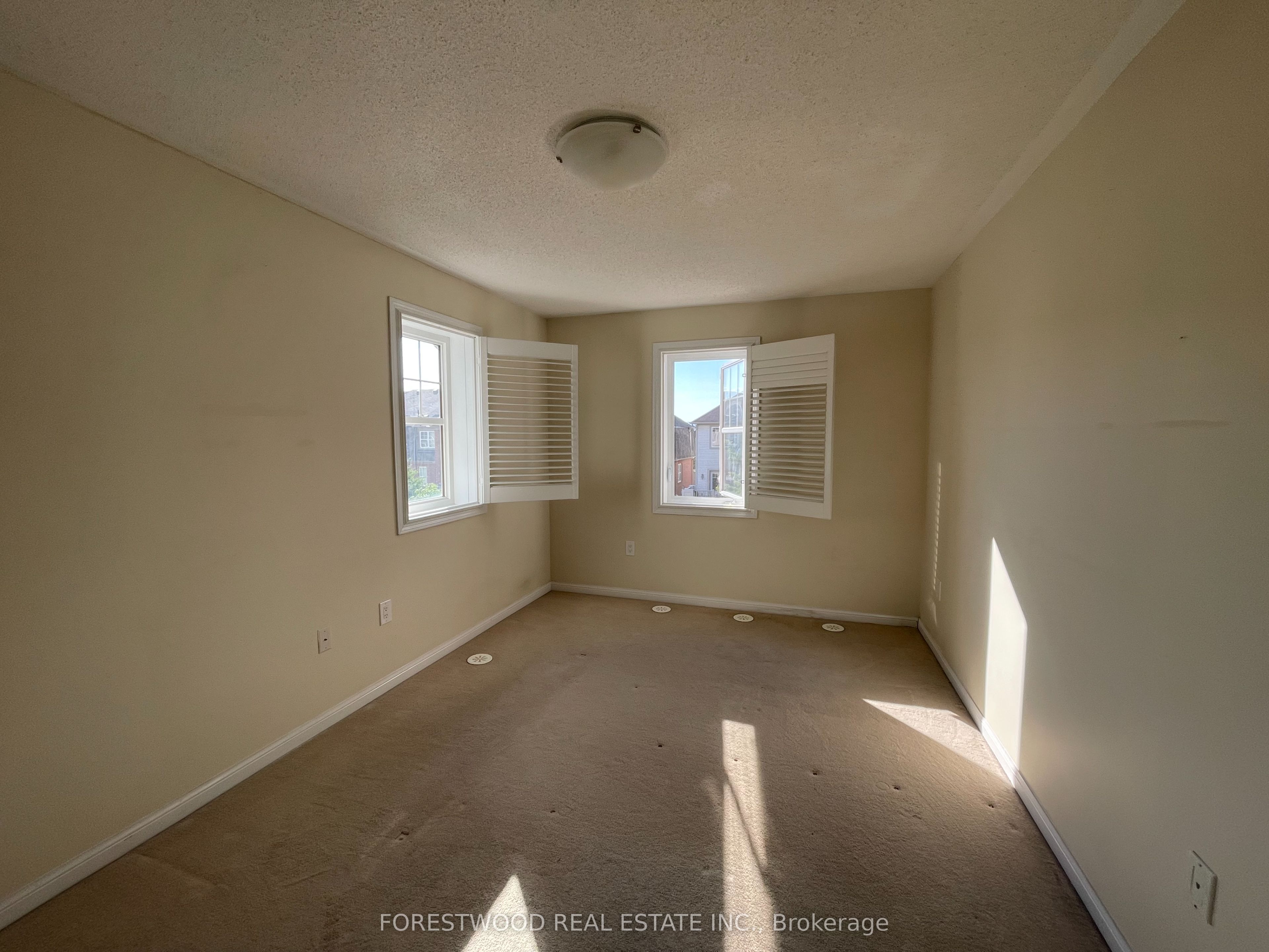 272 Wetenhall Lndg Property Photo 21