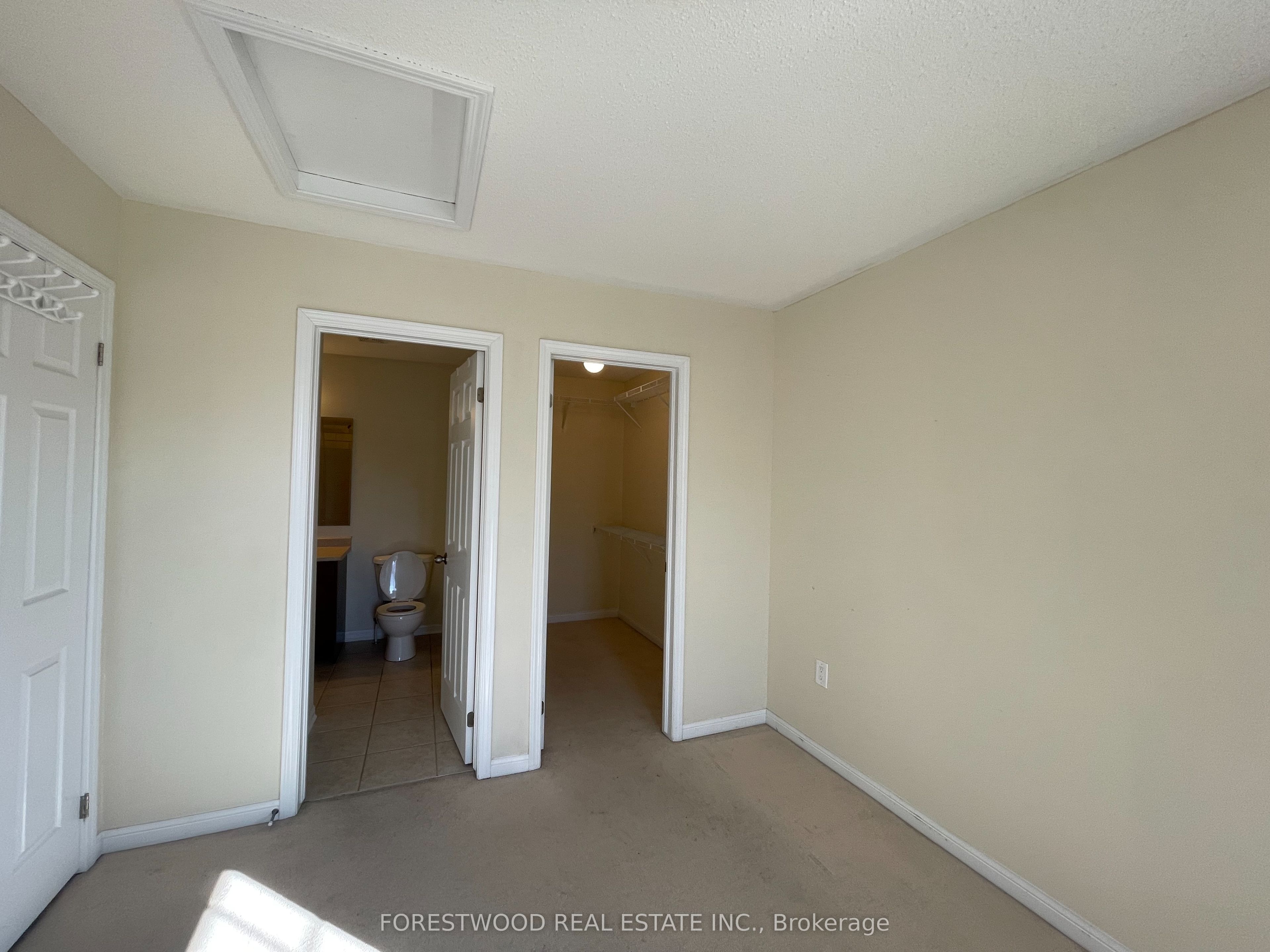 272 Wetenhall Lndg Property Photo 23