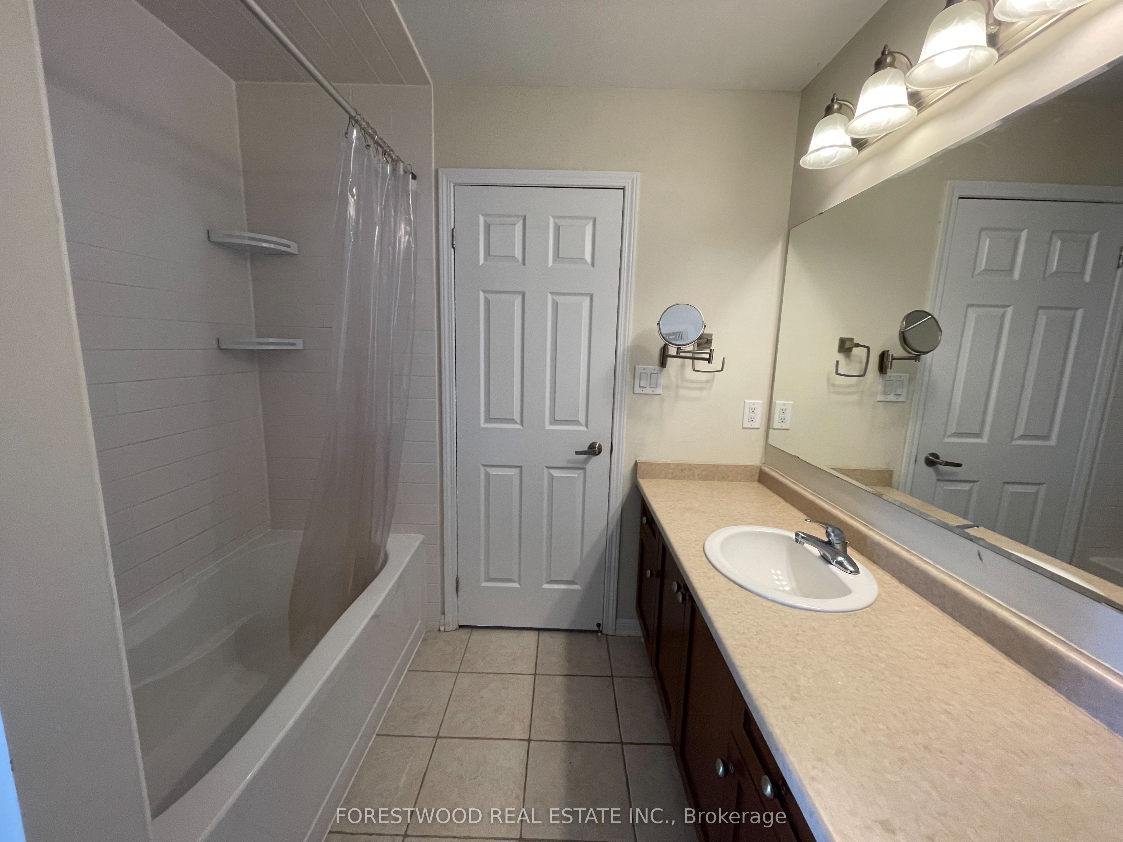 272 Wetenhall Lndg Property Photo 26