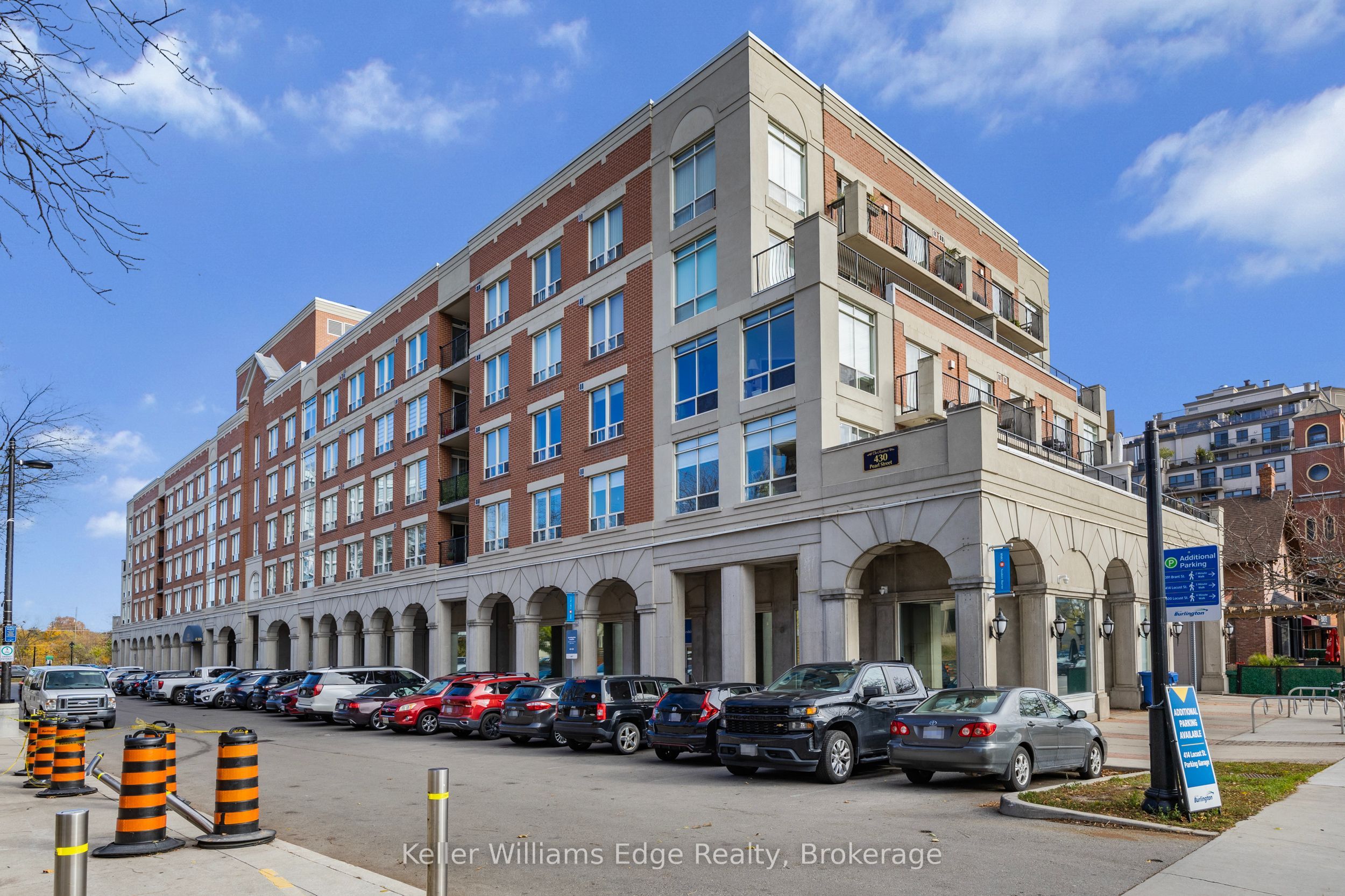 430 Pearl St Property Photo 2