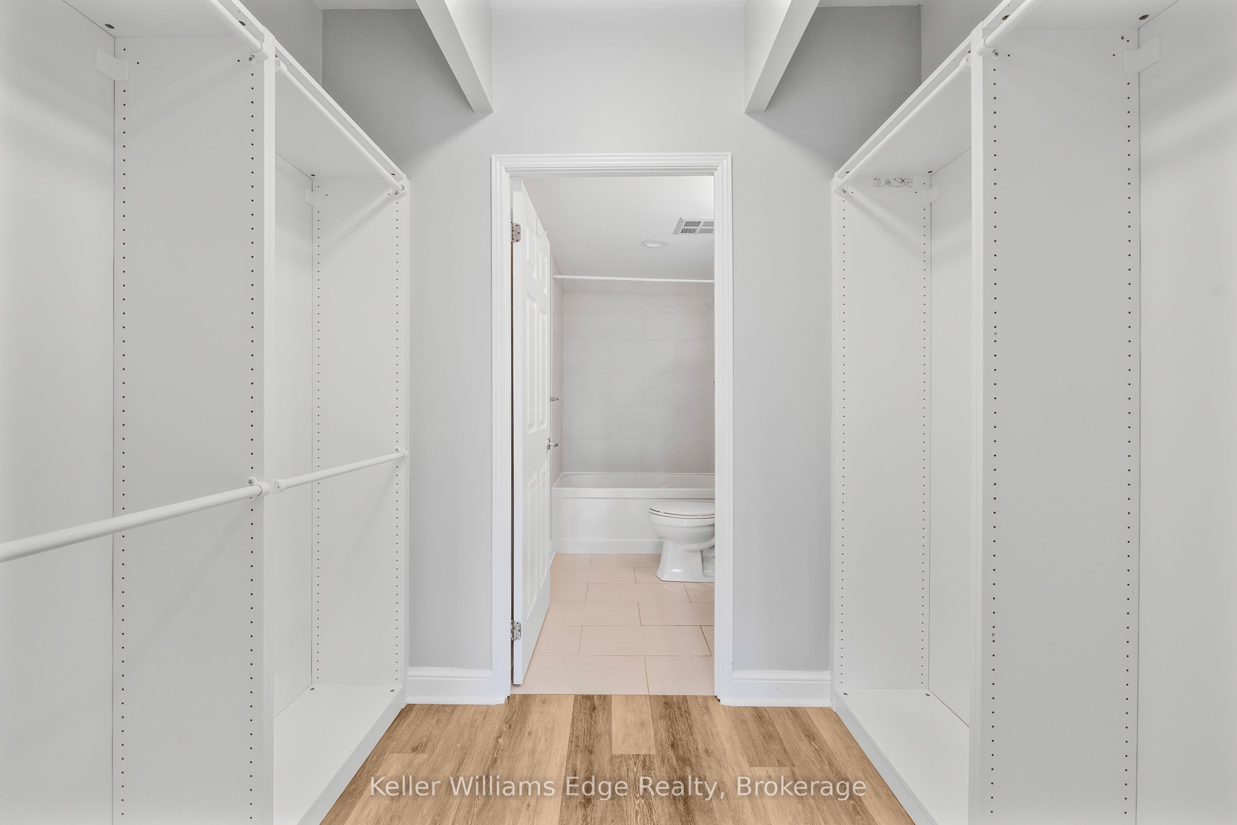 430 Pearl St Property Photo 19