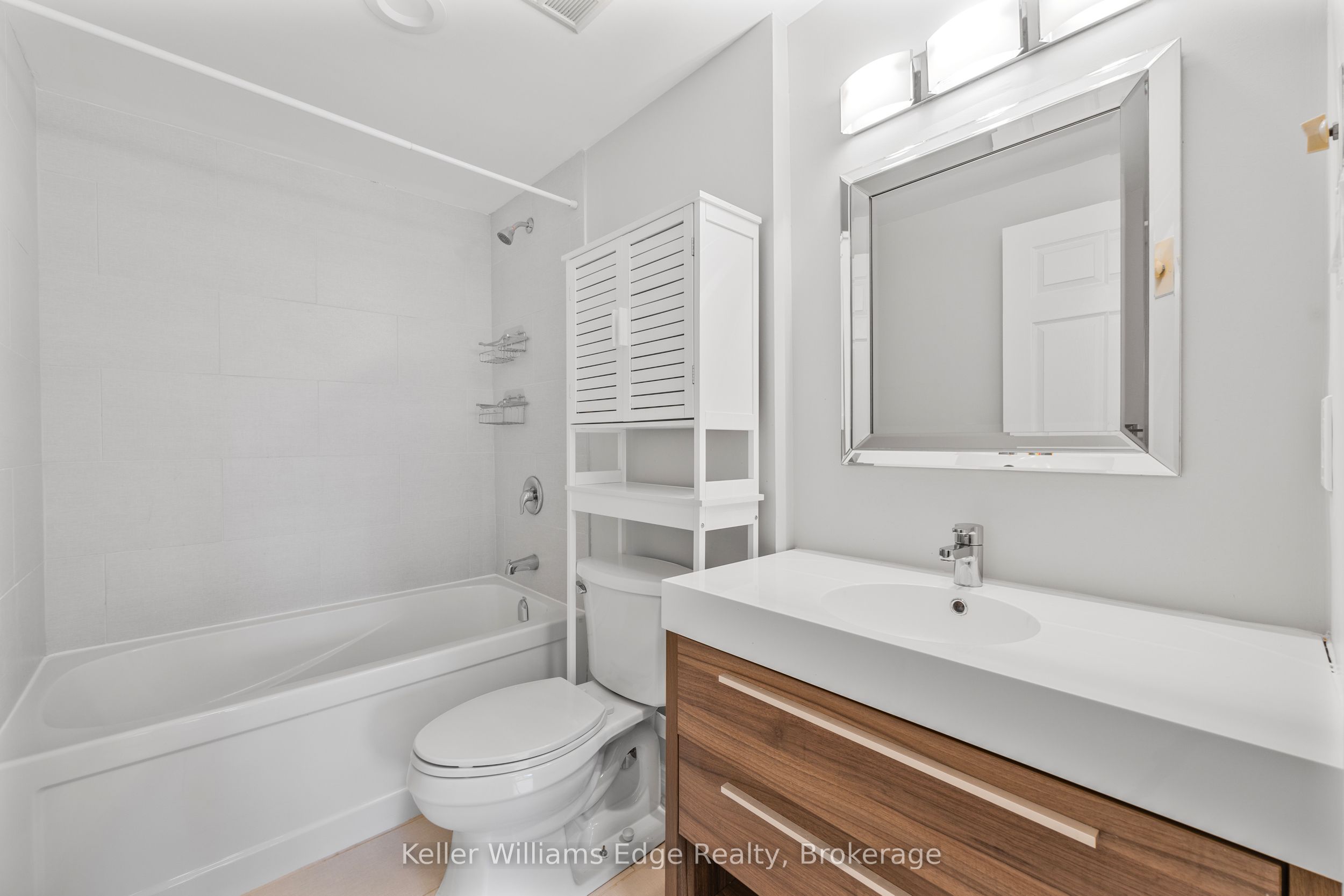 430 Pearl St Property Photo 20