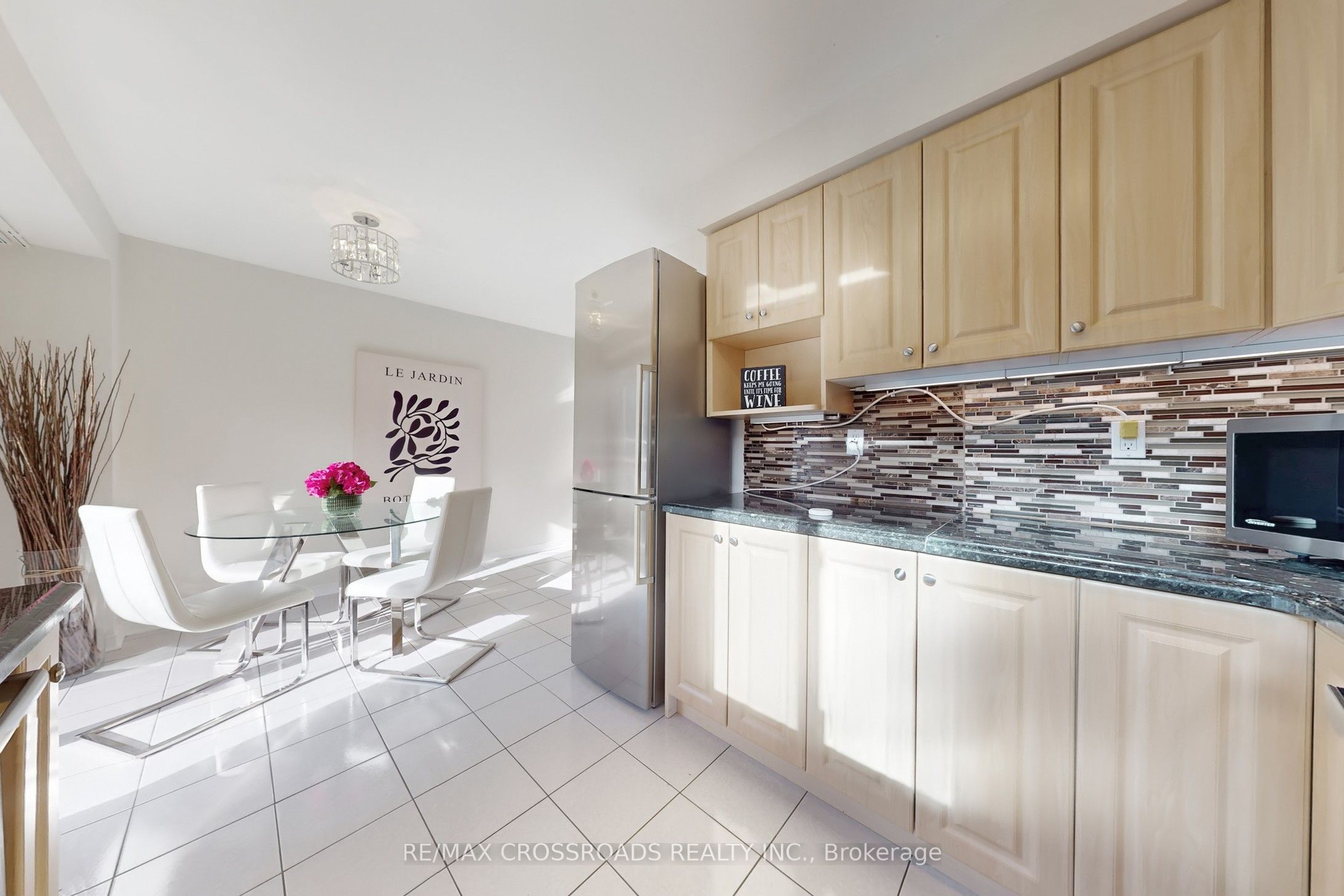 5424 Antrex Crescent Property Photo 8