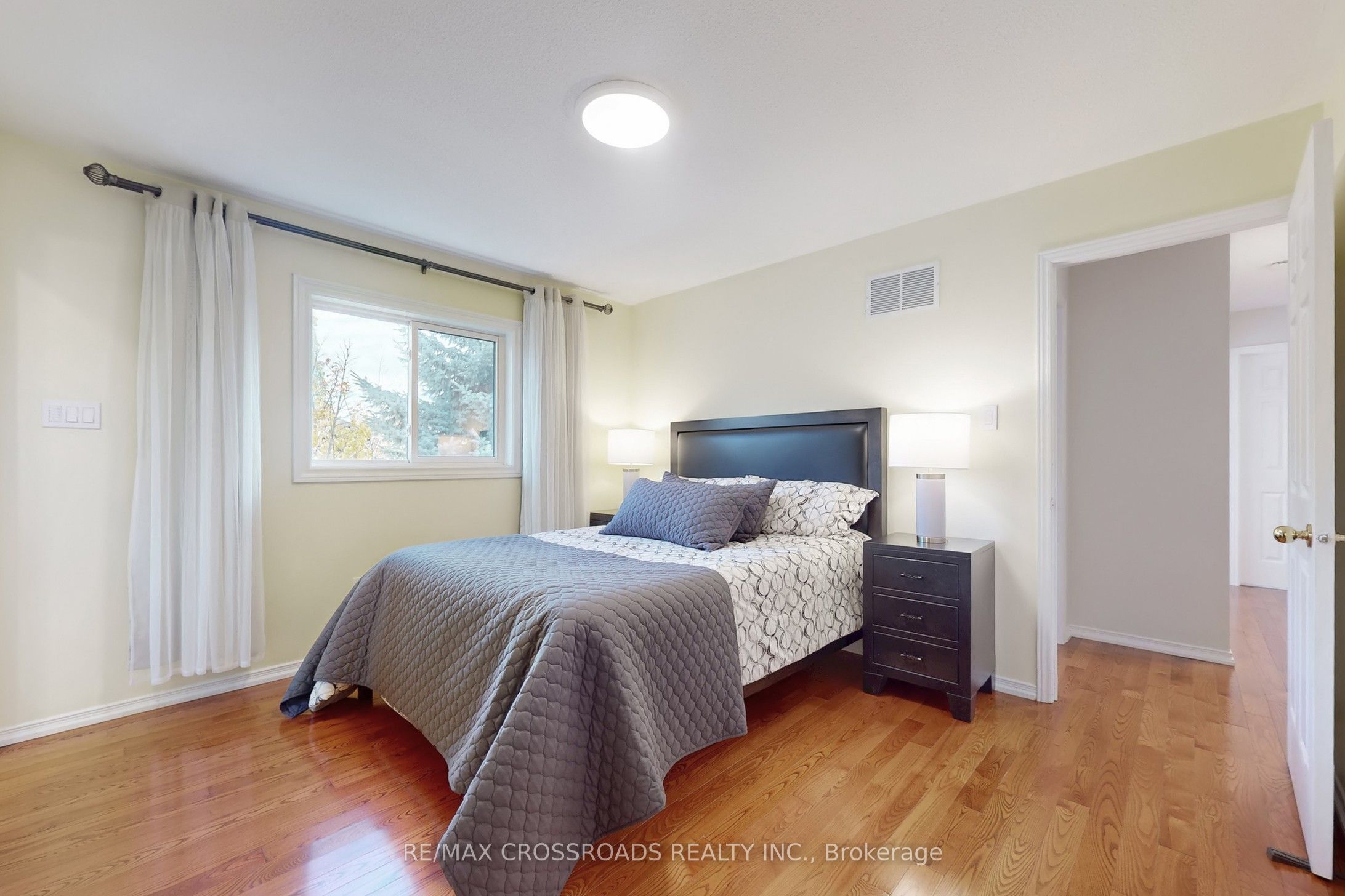 5424 Antrex Crescent Property Photo 20