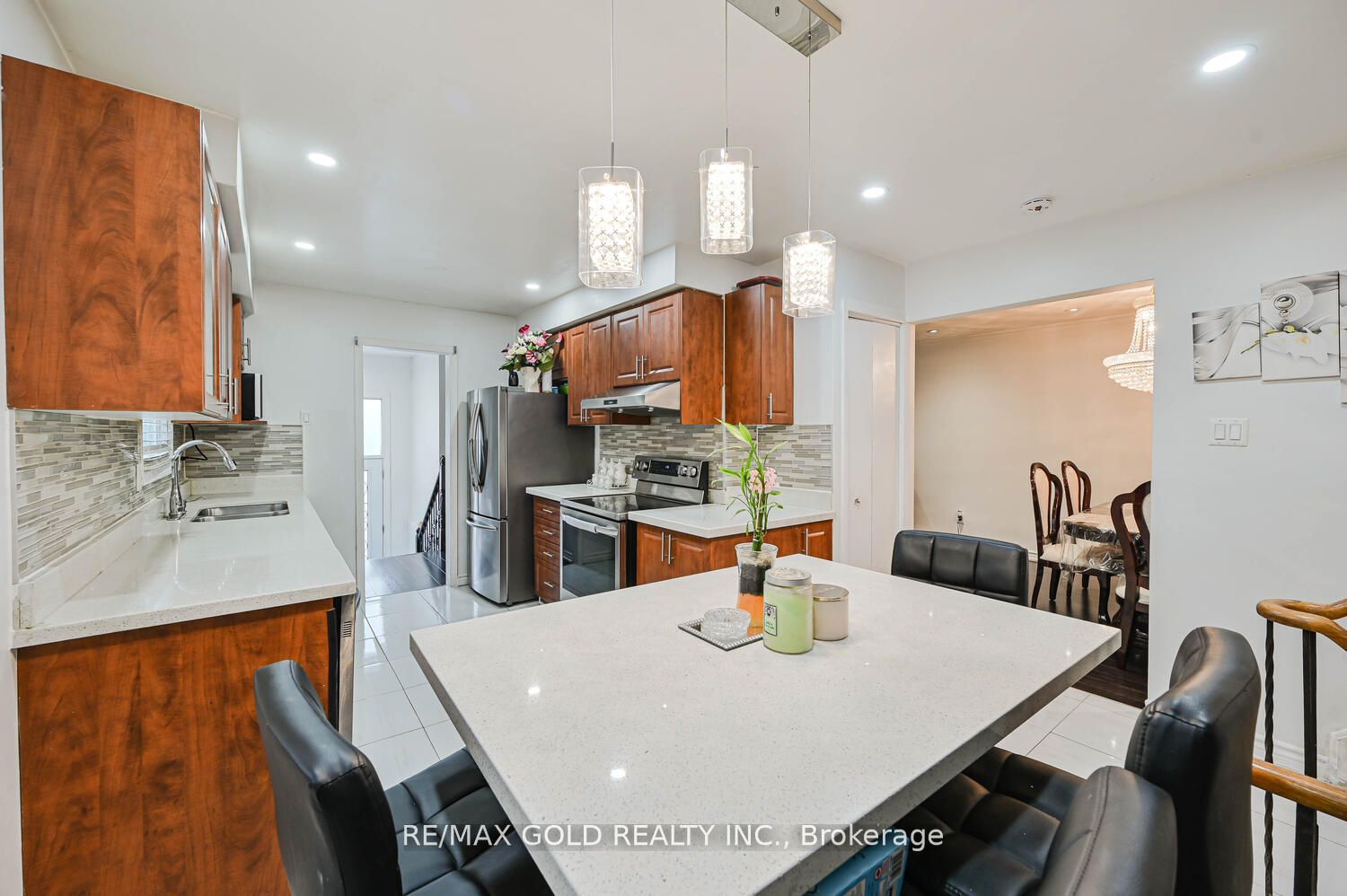 7296 Sigsbee Dr Property Photo 14