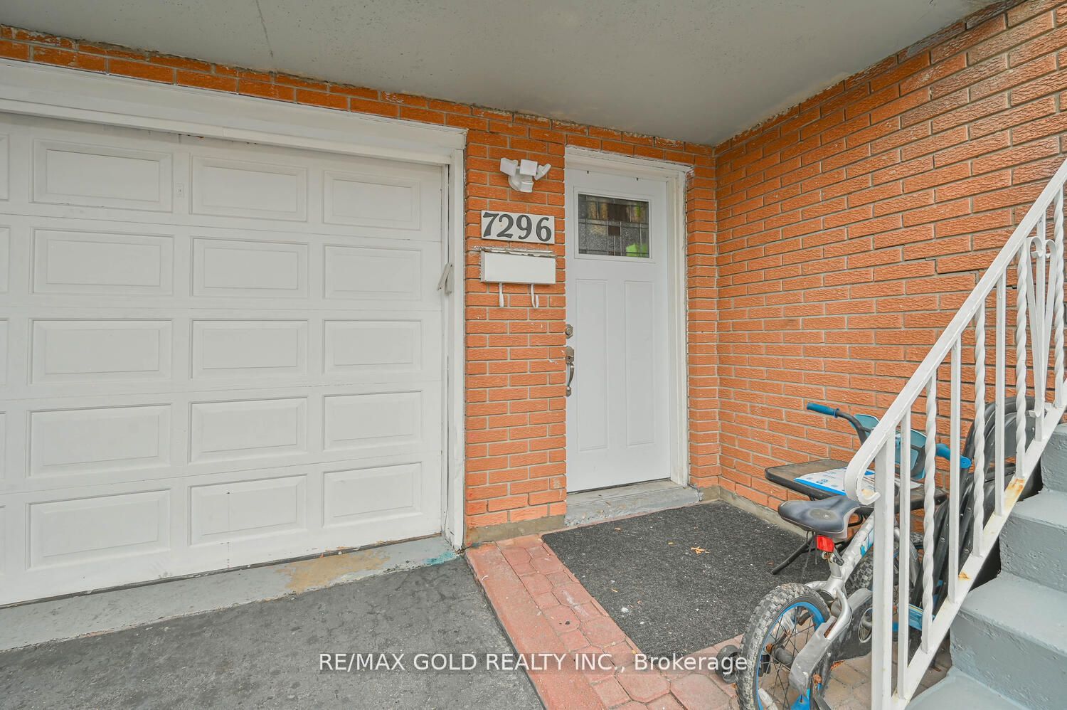 7296 Sigsbee Dr Property Photo 29