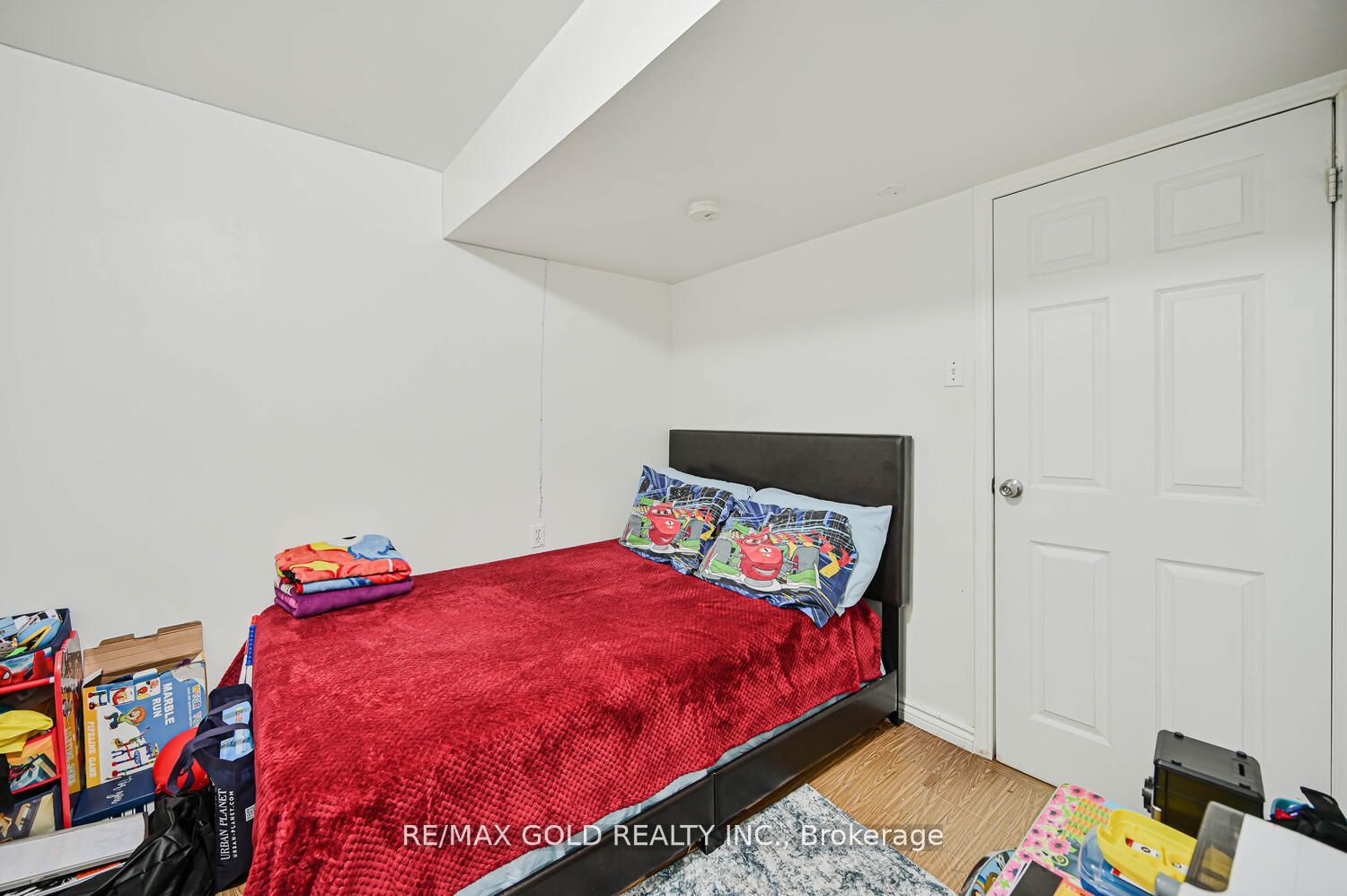 7296 Sigsbee Dr Property Photo 38