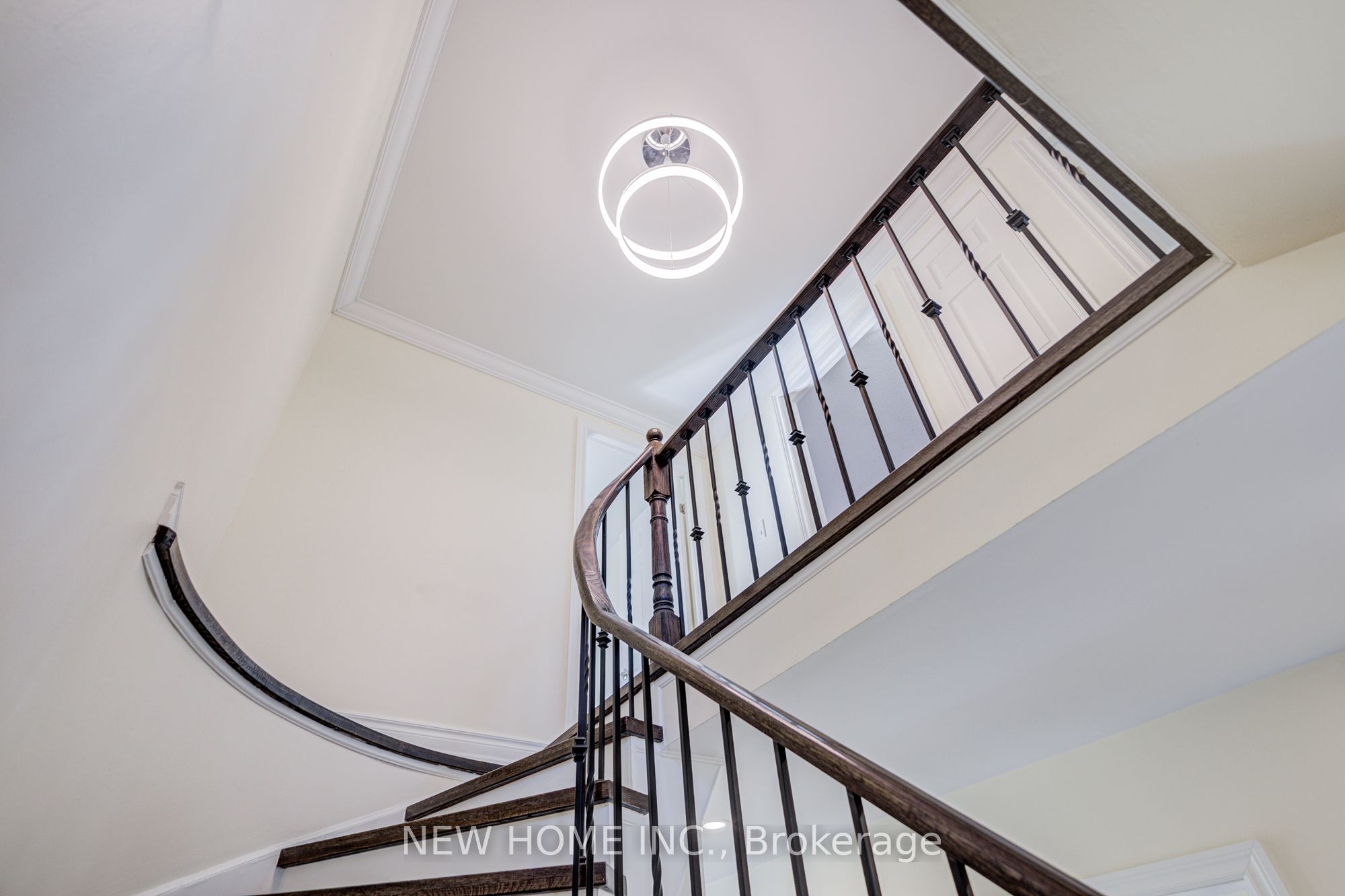 2106 Oakmead Boulevard Property Photo 24