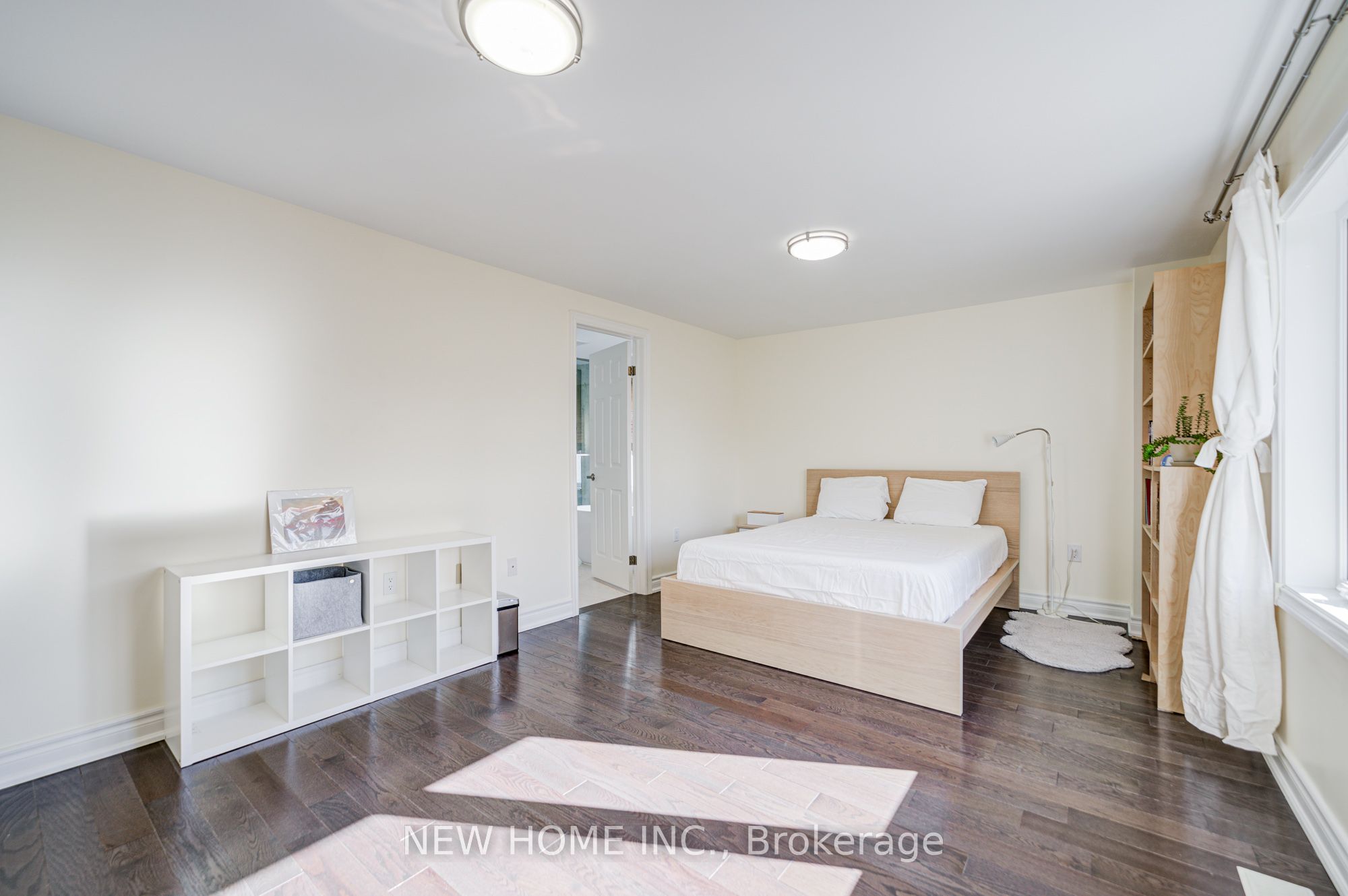 2106 Oakmead Boulevard Property Photo 26