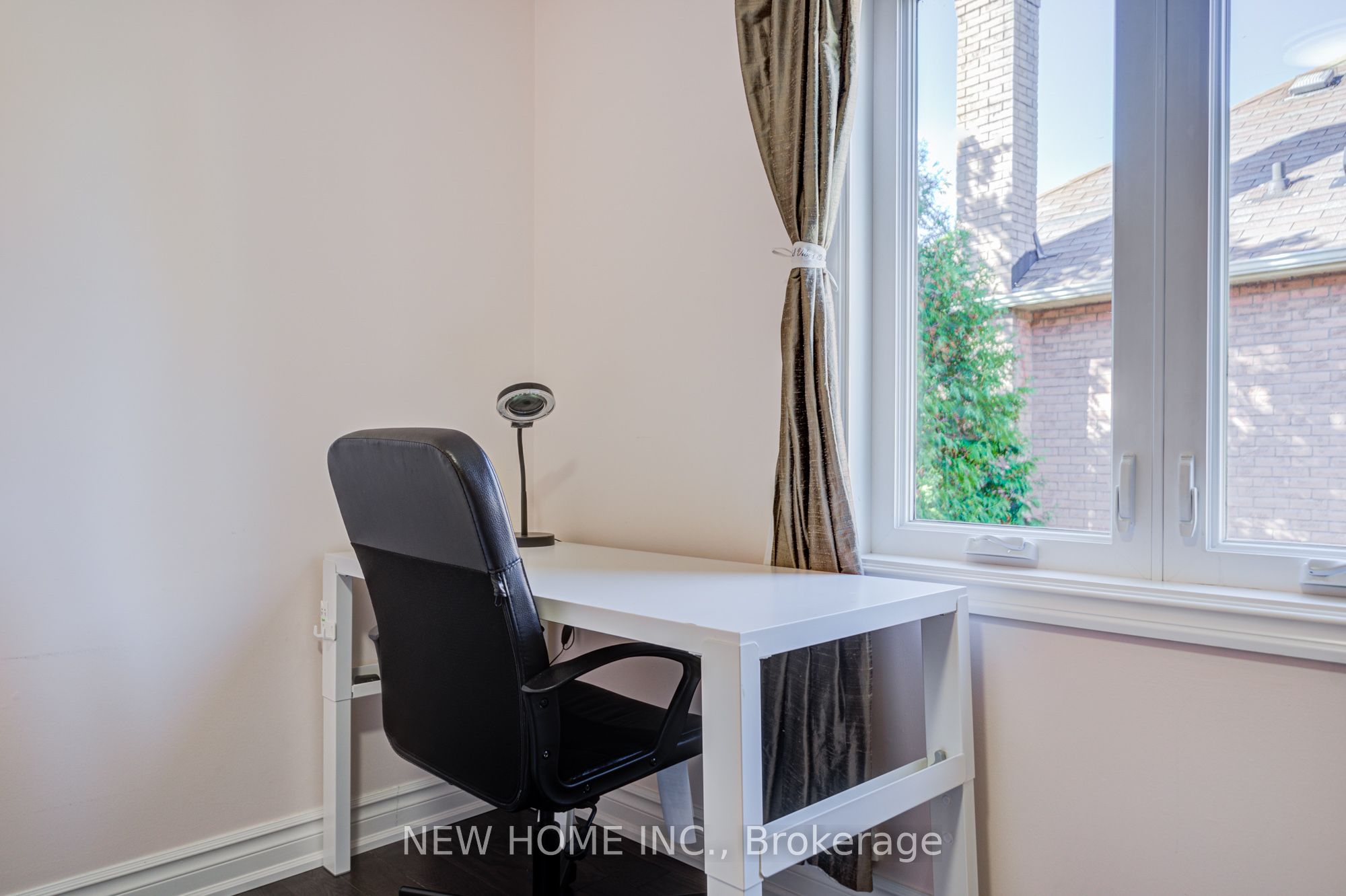 2106 Oakmead Boulevard Property Photo 34