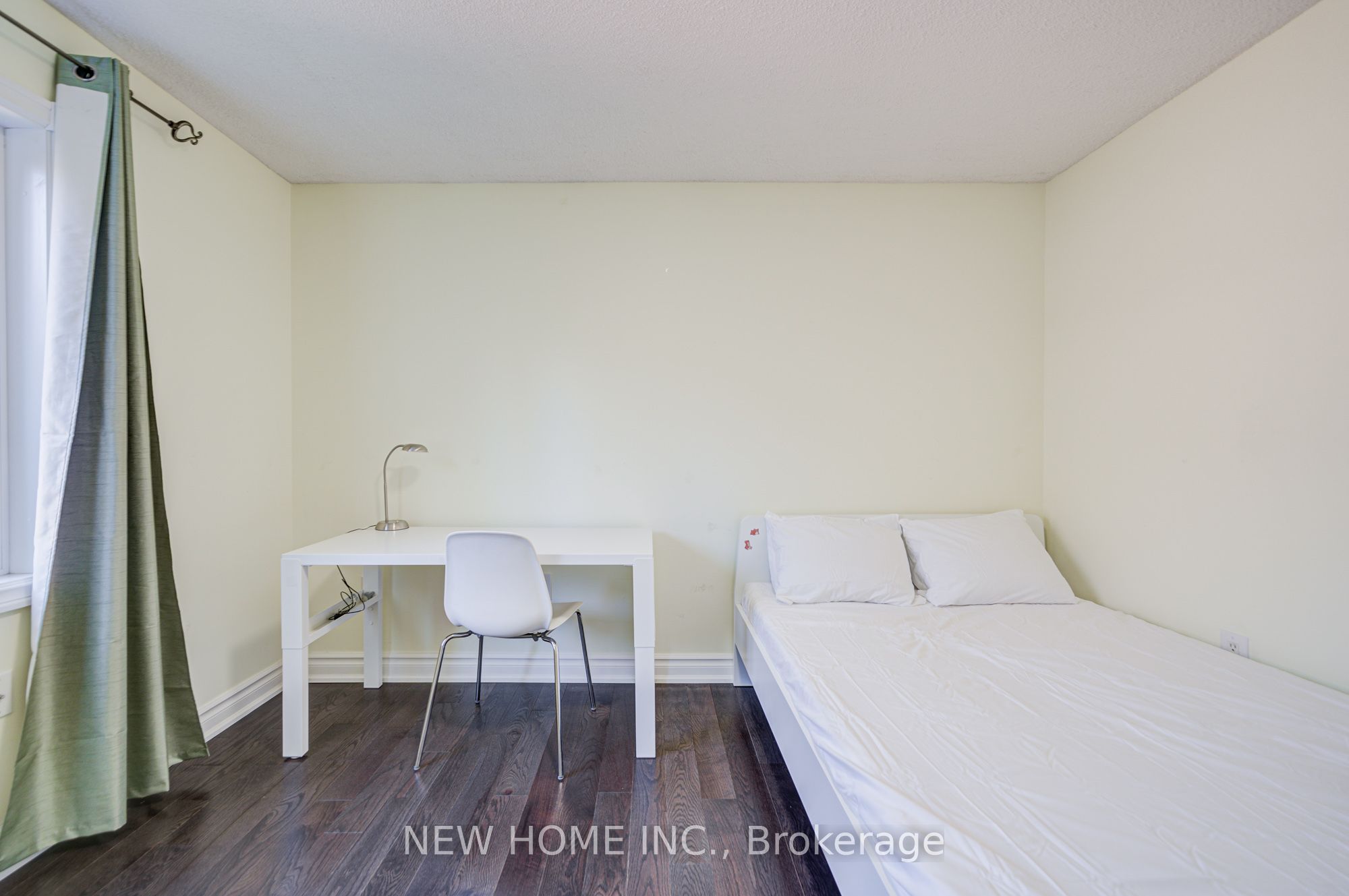 2106 Oakmead Boulevard Property Photo 35