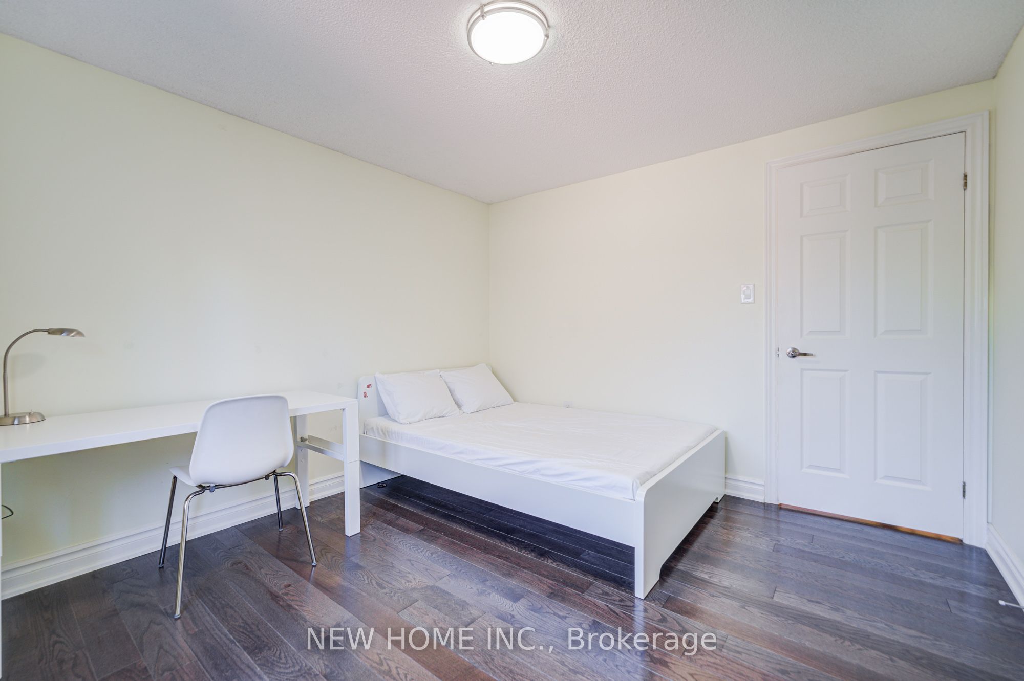 2106 Oakmead Boulevard Property Photo 36