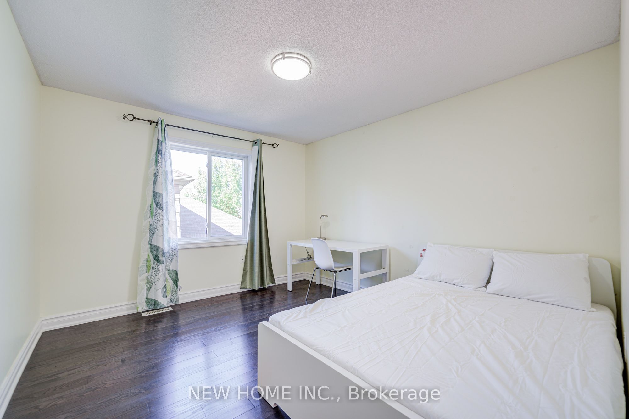 2106 Oakmead Boulevard Property Photo 37