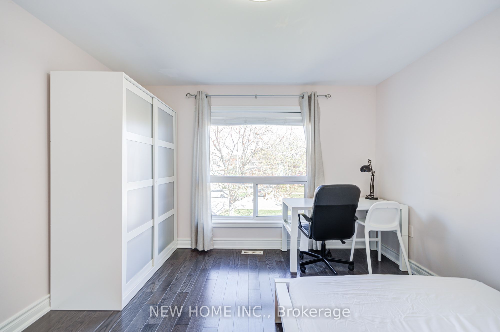 2106 Oakmead Boulevard Property Photo 41