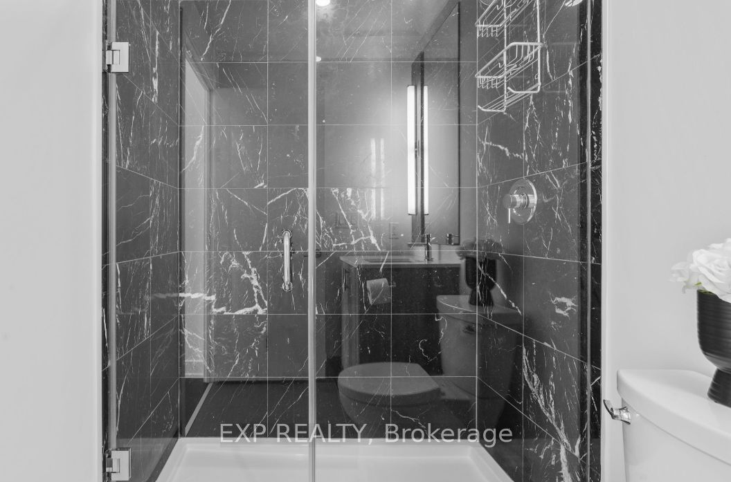 180 Veterans Dr Property Photo 20