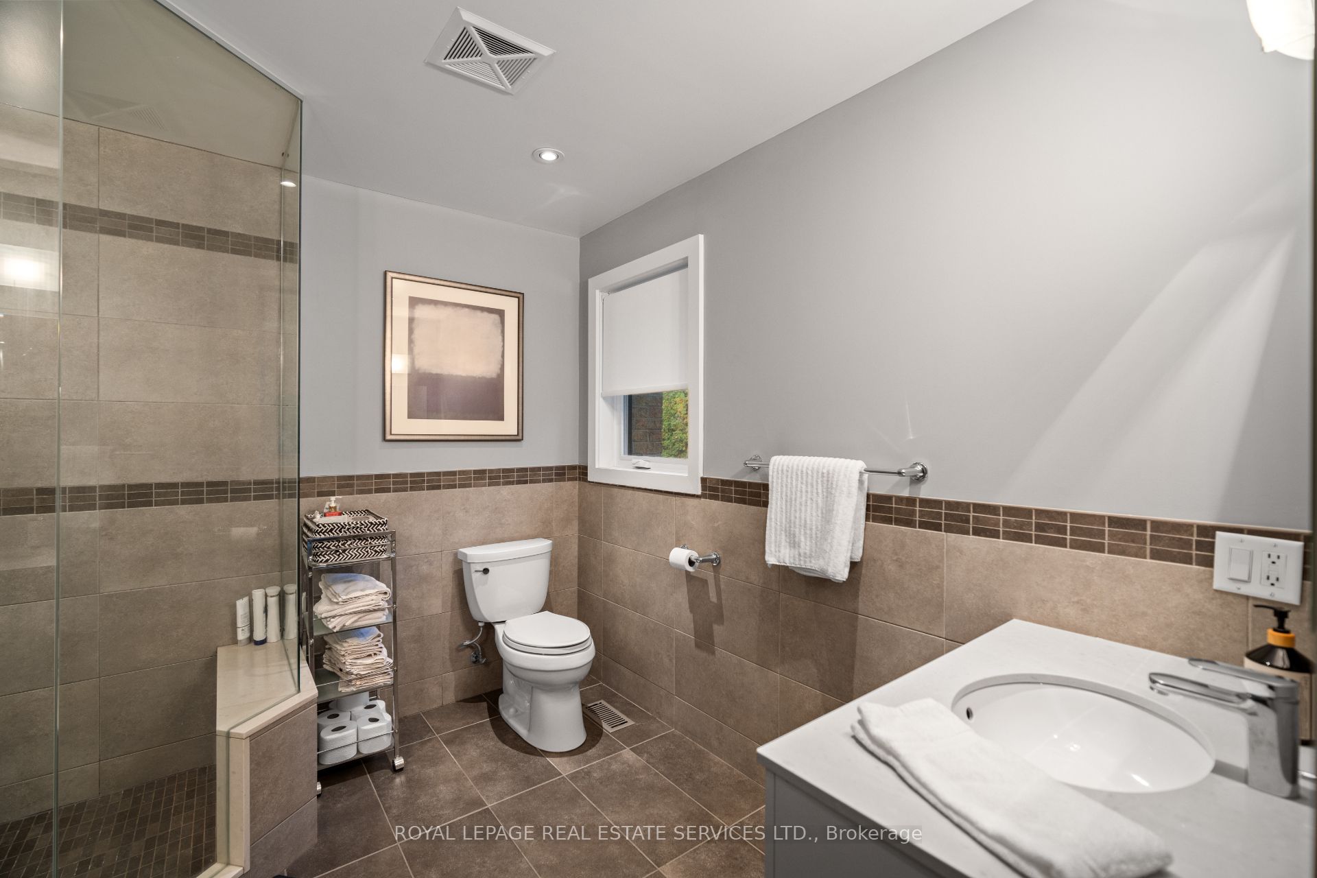 3 Friars Lane Property Photo 23