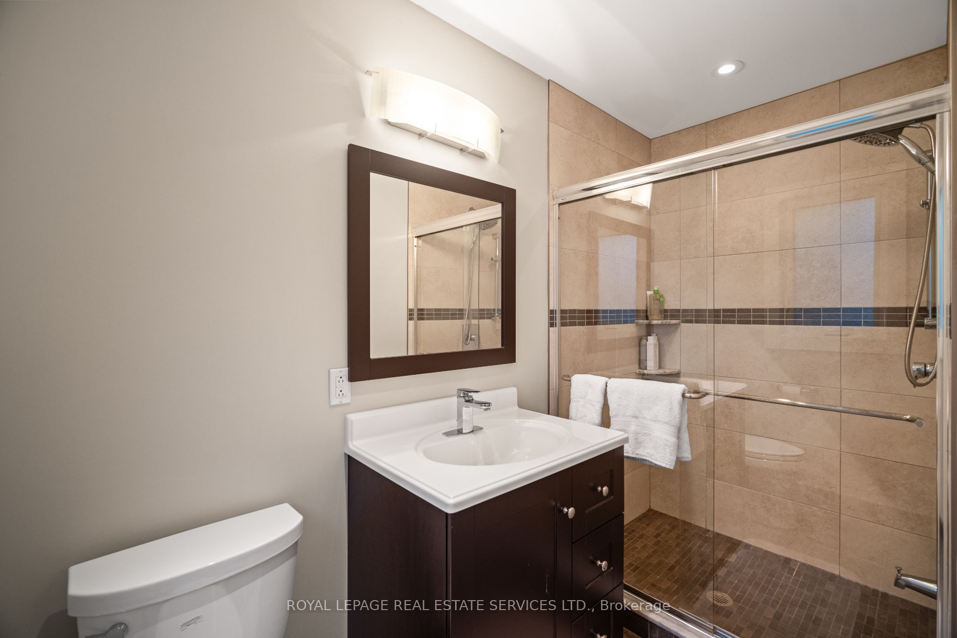 3 Friars Lane Property Photo 25