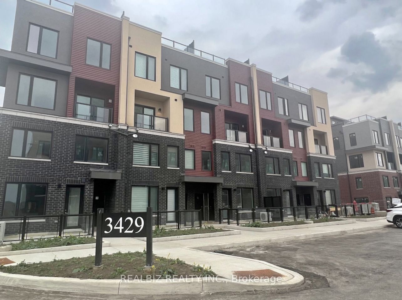 3429 Ridgeway Drive 4 Property Photo 1