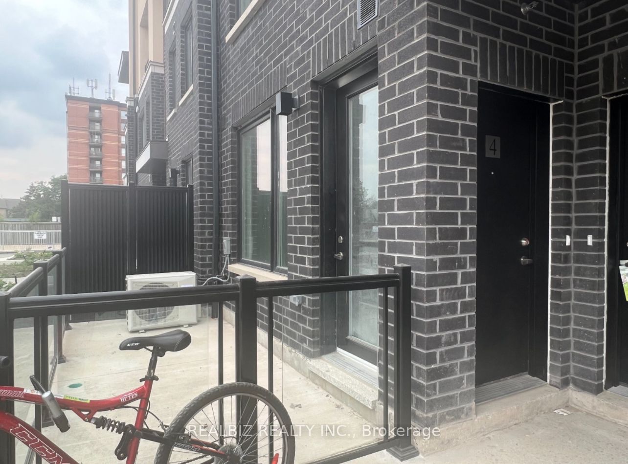 3429 Ridgeway Drive 4 Property Photo 2