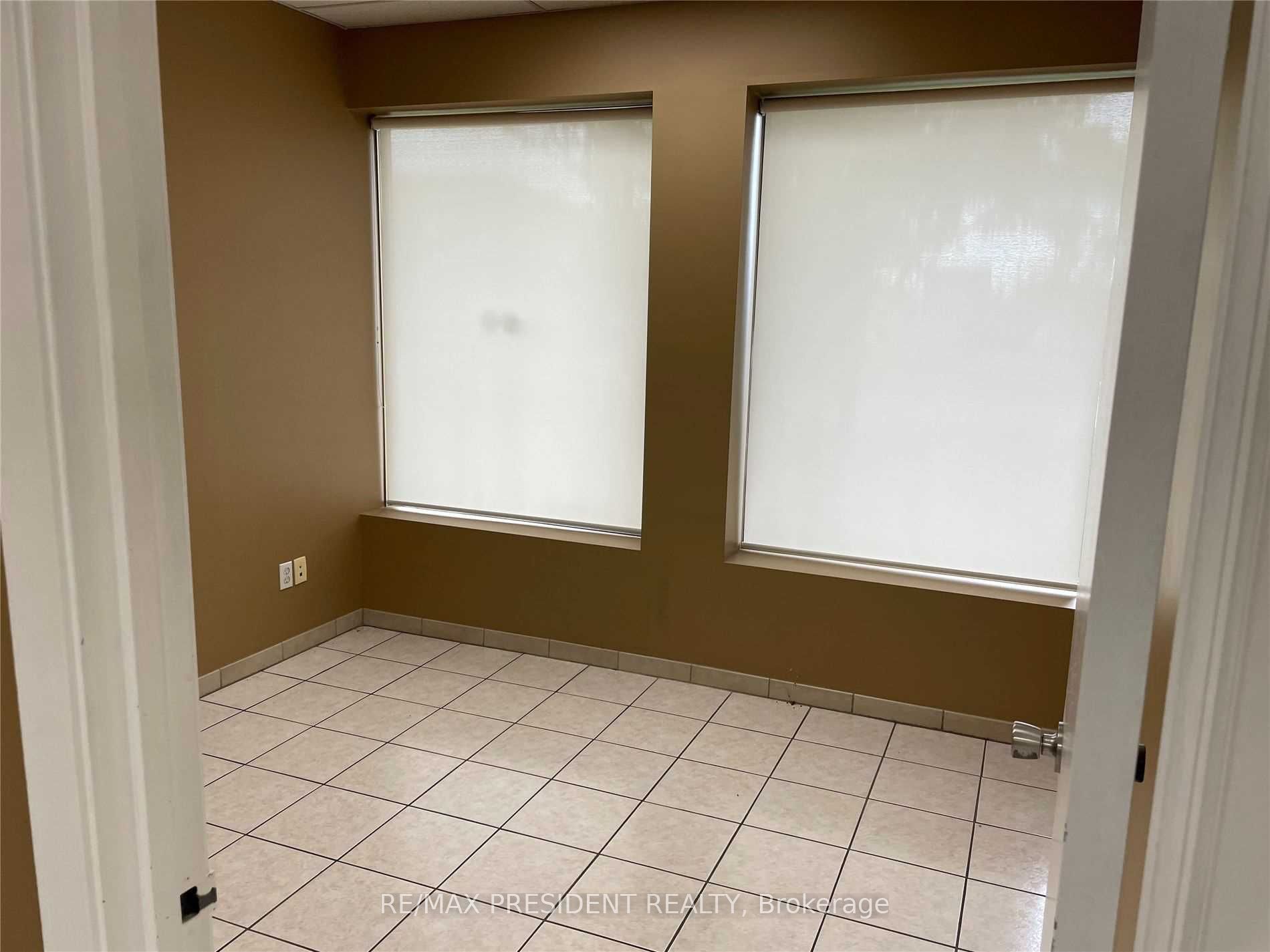 7175 Tranmere Dr Property Photo 7