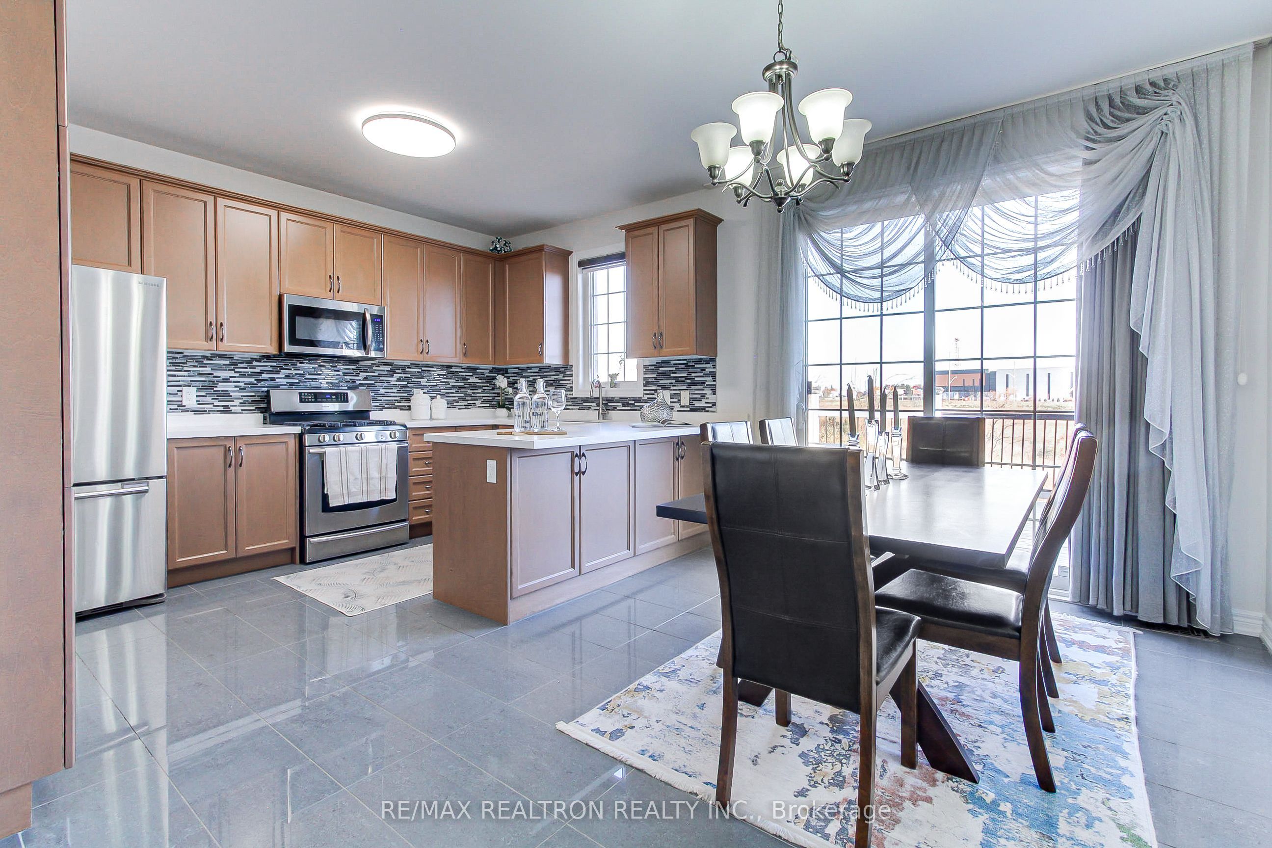 79 Apple Valley Way Property Photo 14