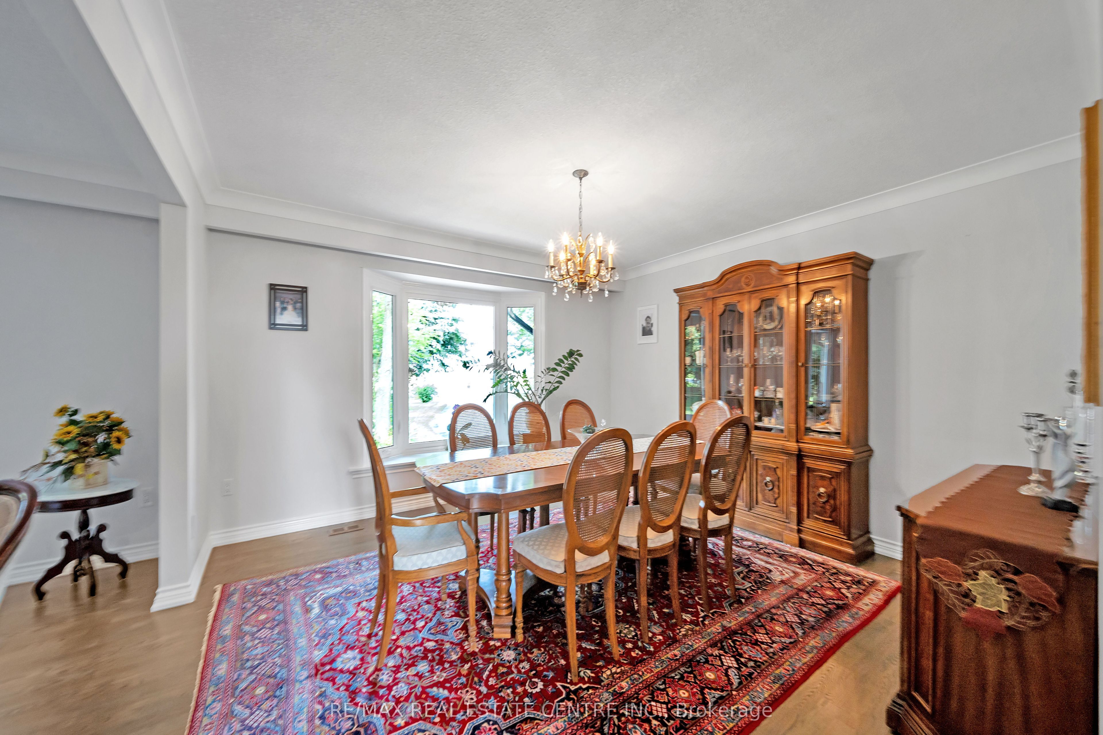 8438 9 Line Property Photo 8