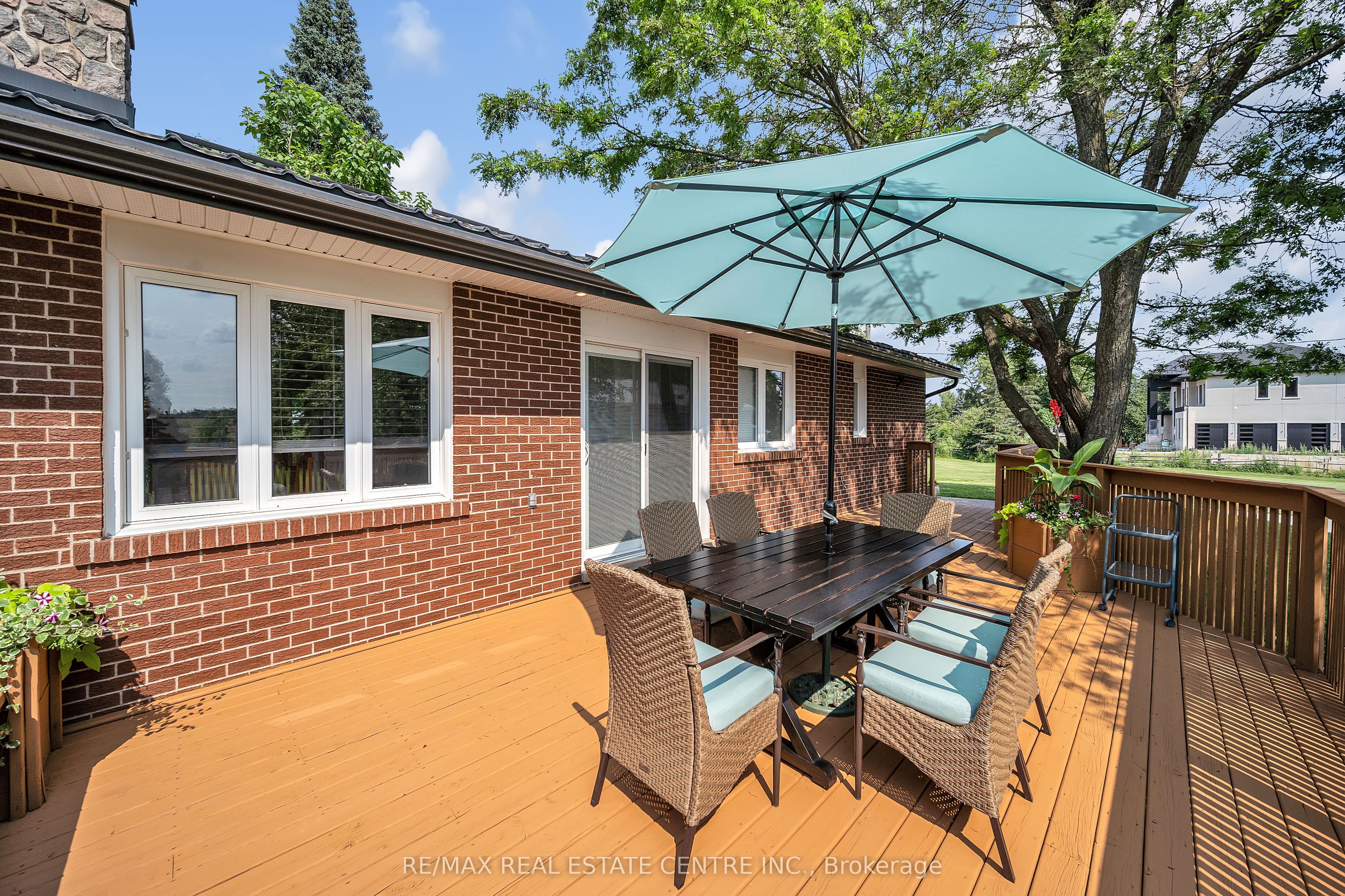 8438 9 Line Property Photo 38