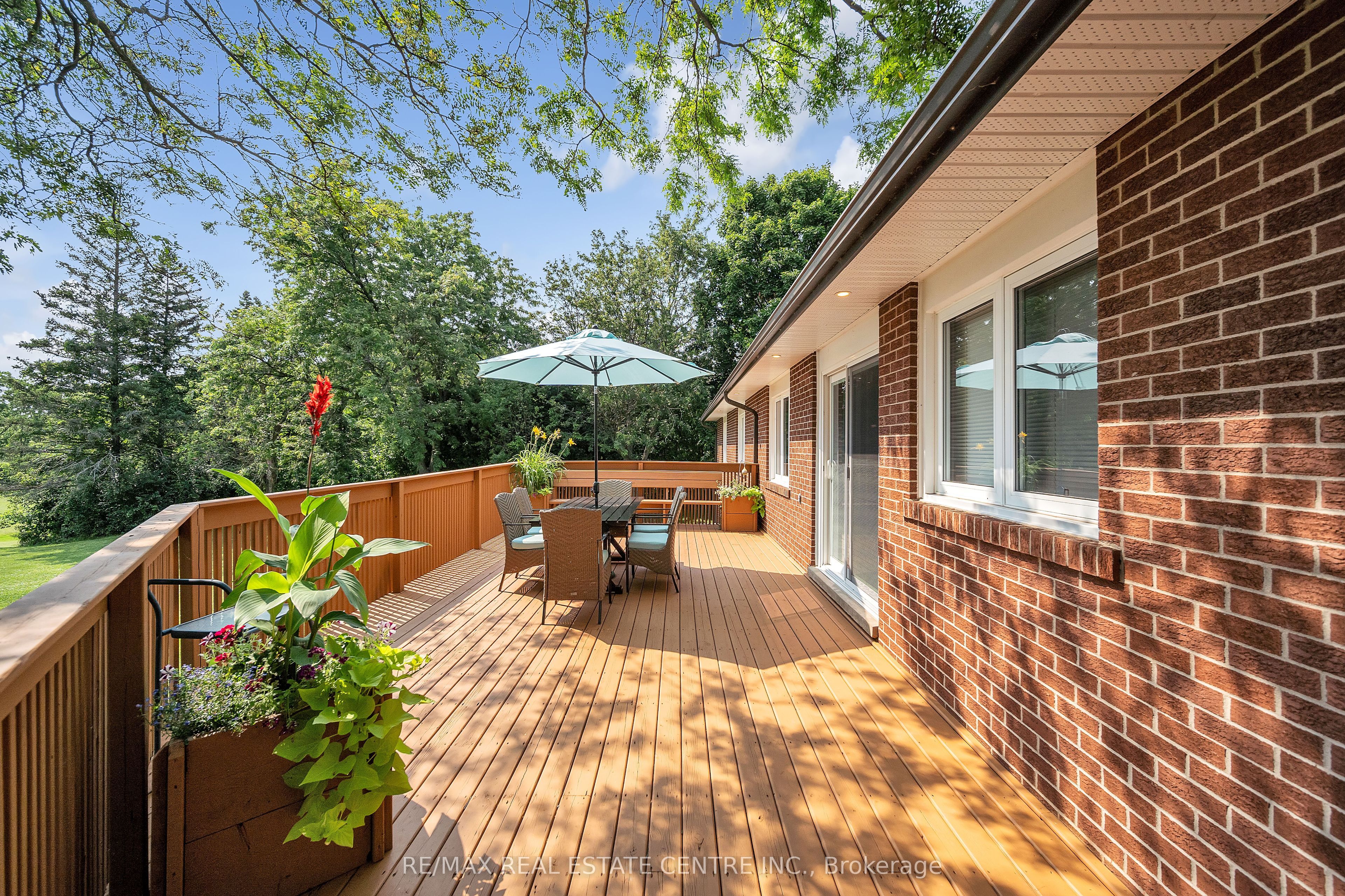 8438 9 Line Property Photo 39