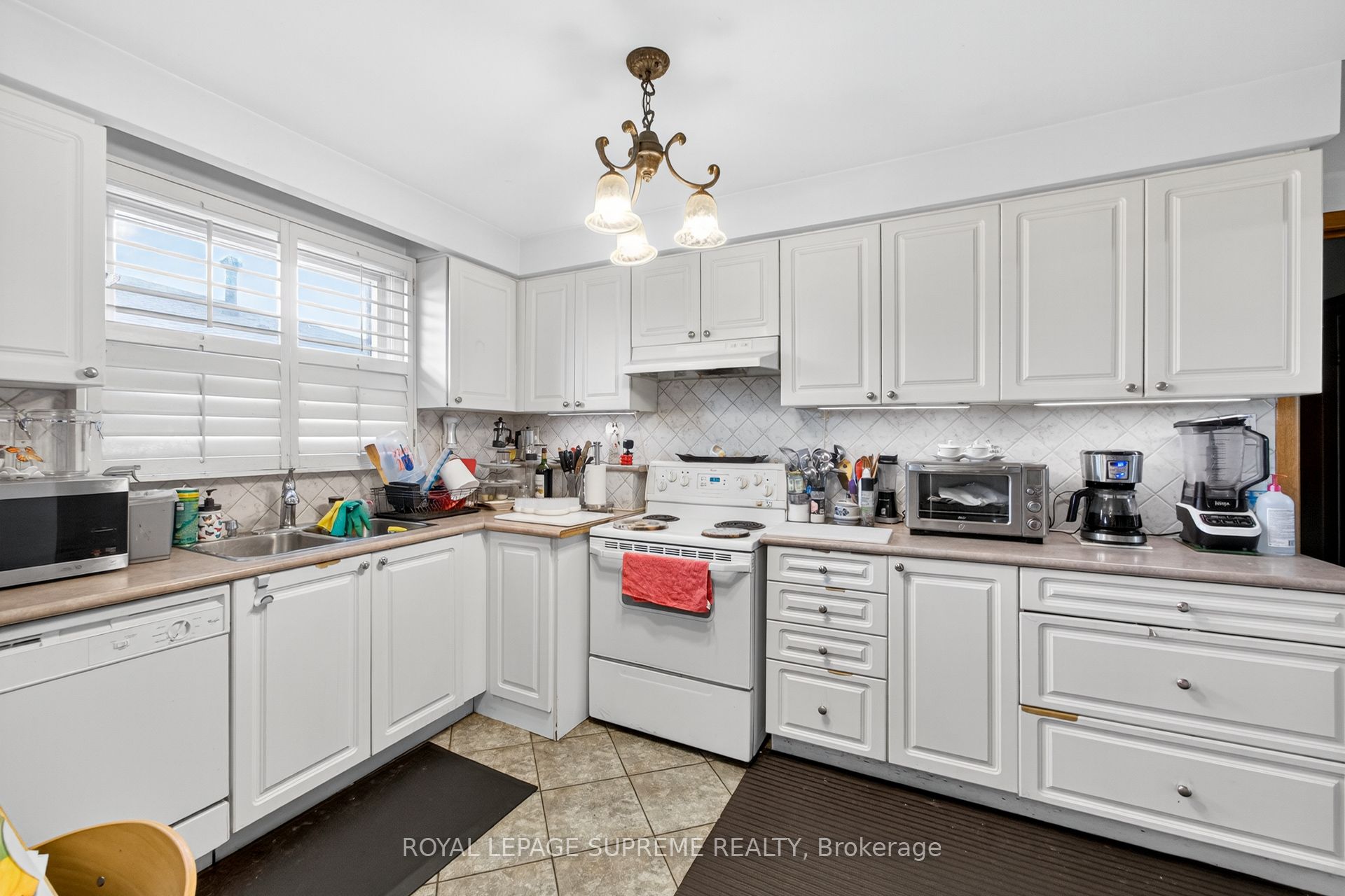 50 Wheelwright Crescent Property Photo 8