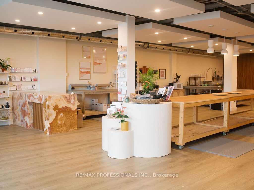 3261 Dundas Street W 1 Property Photo 2