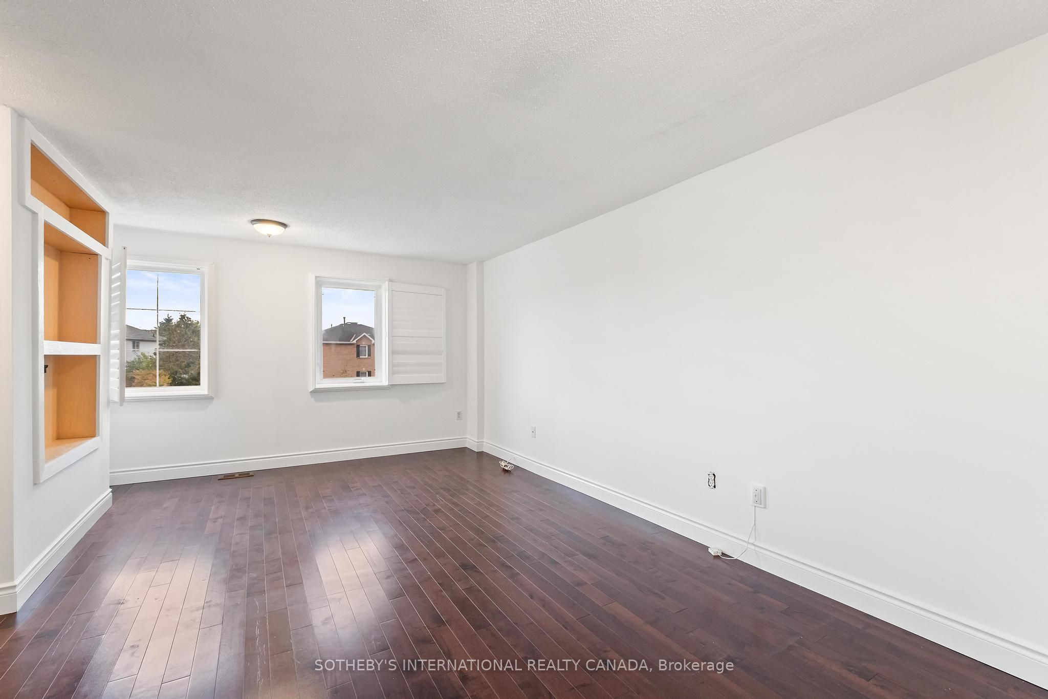 3631 Cherrington Cres Property Photo 19