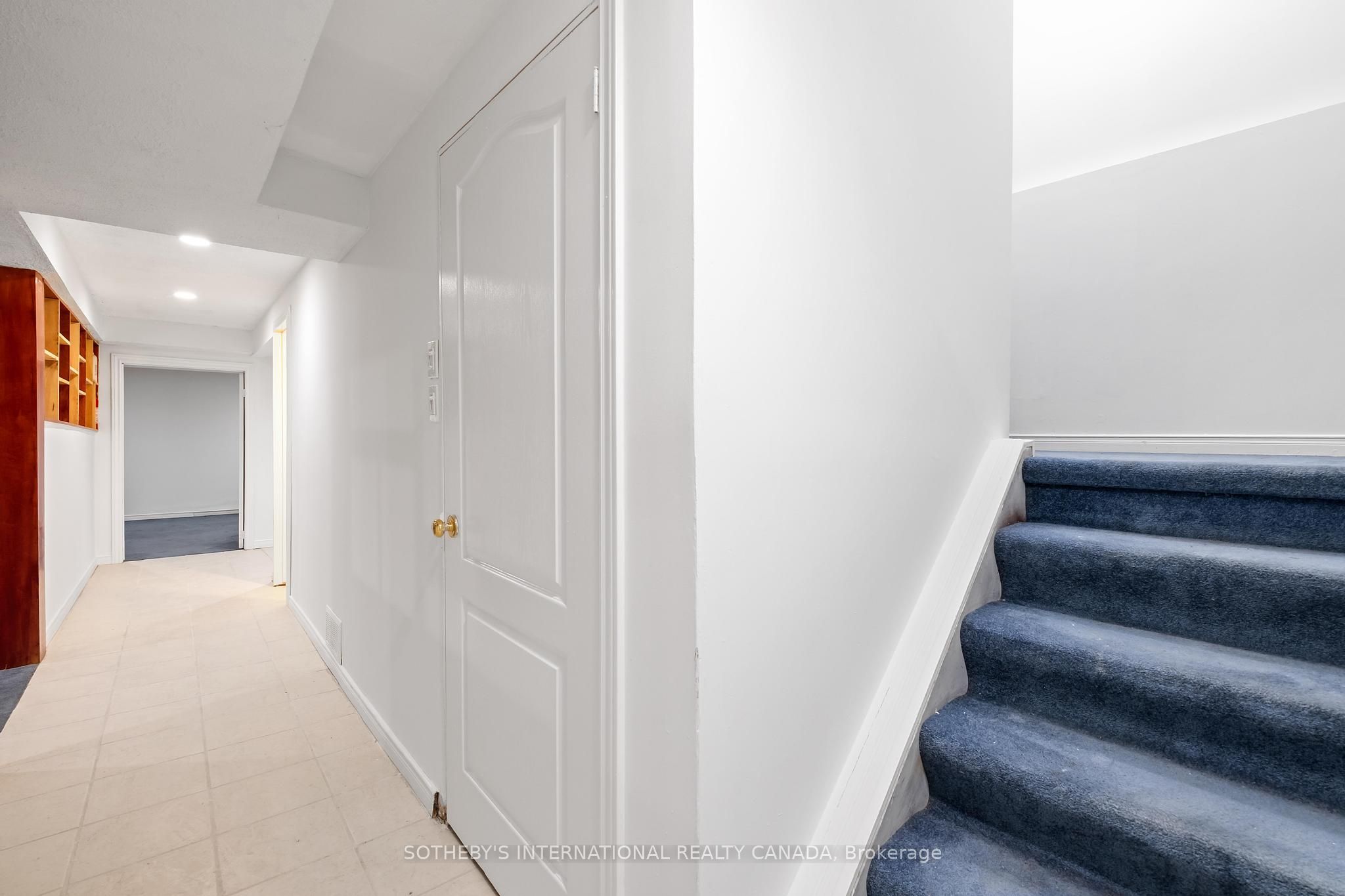 3631 Cherrington Cres Property Photo 29