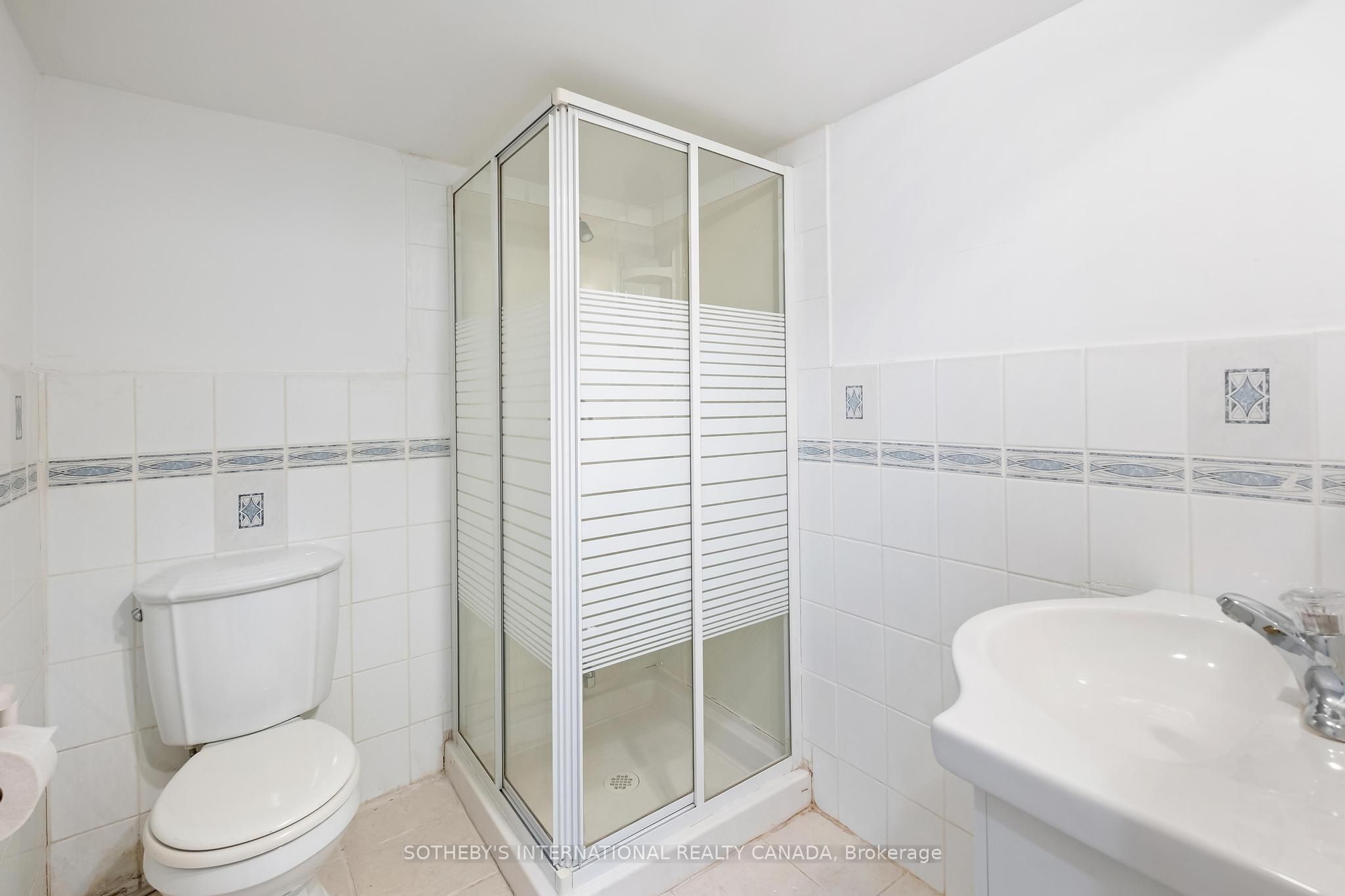 3631 Cherrington Cres Property Photo 33