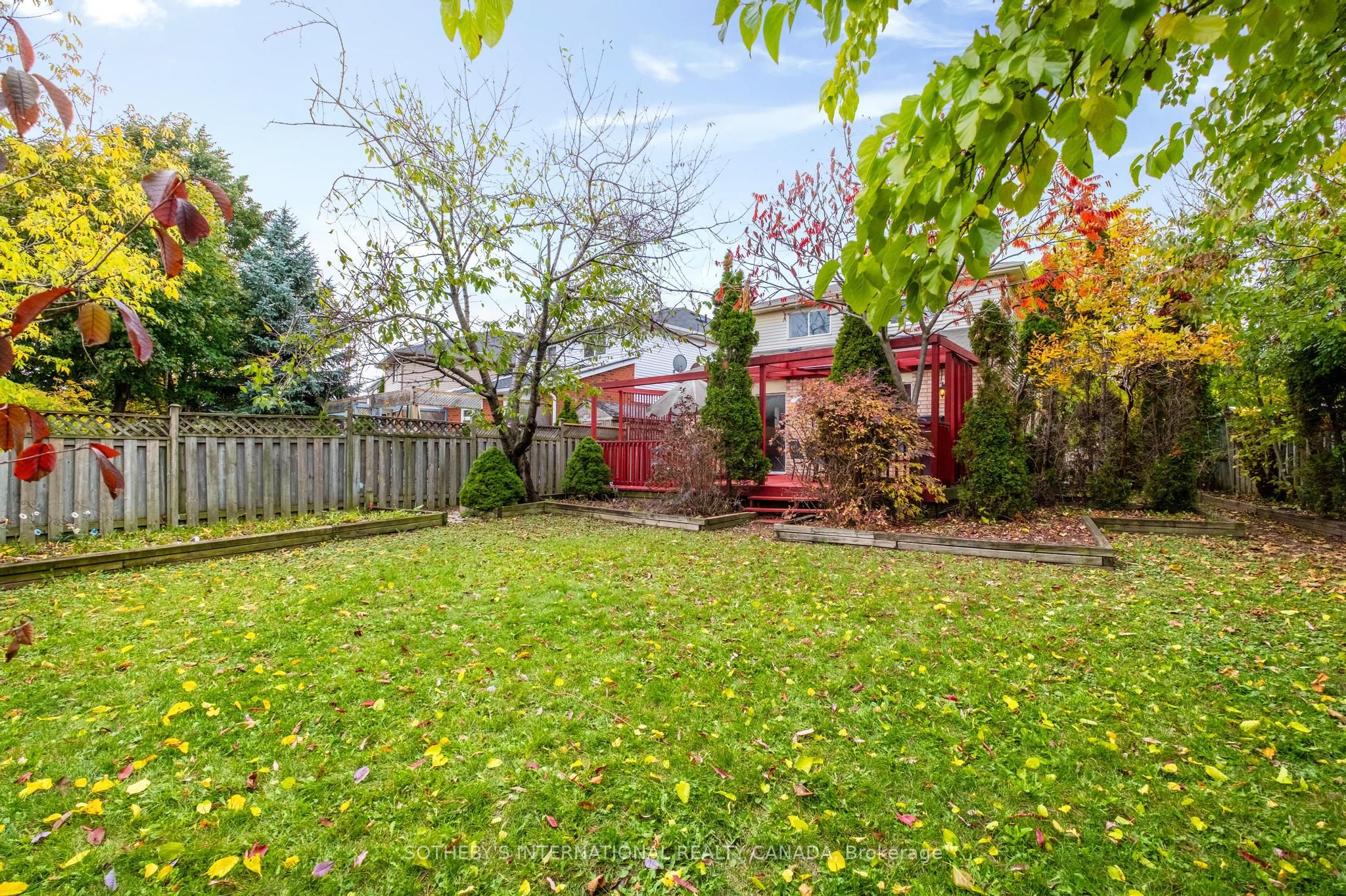 3631 Cherrington Cres Property Photo 39