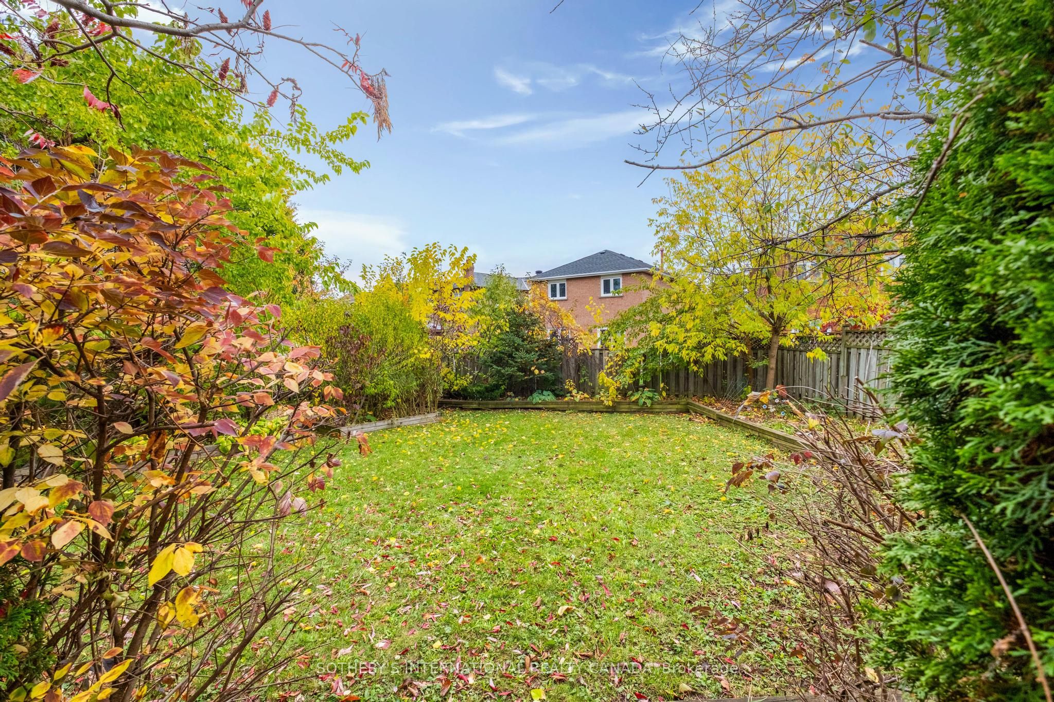 3631 Cherrington Cres Property Photo 46