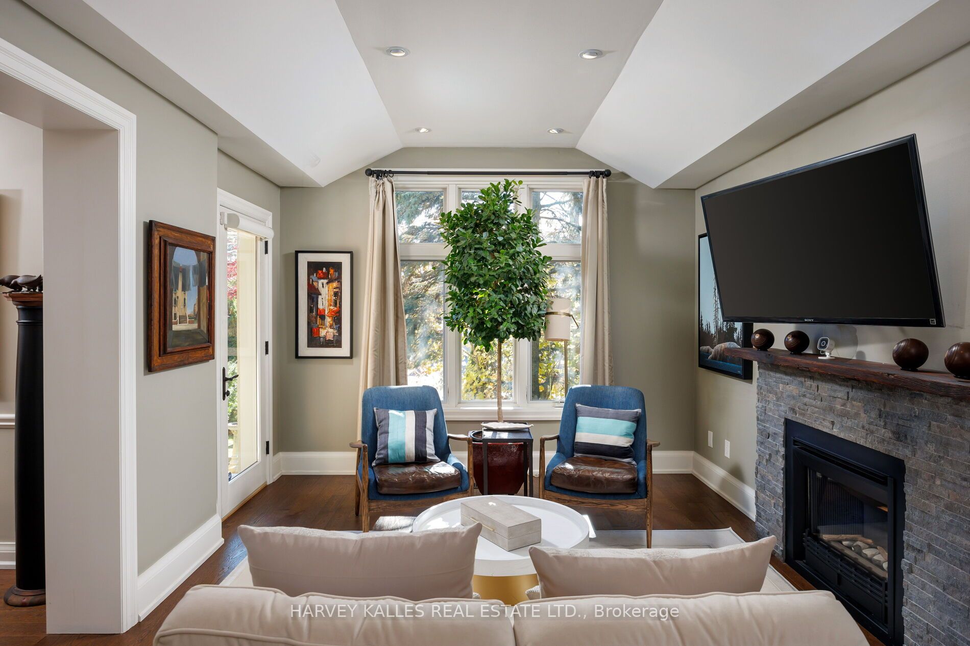 24 Cedarland Drive Property Photo 12