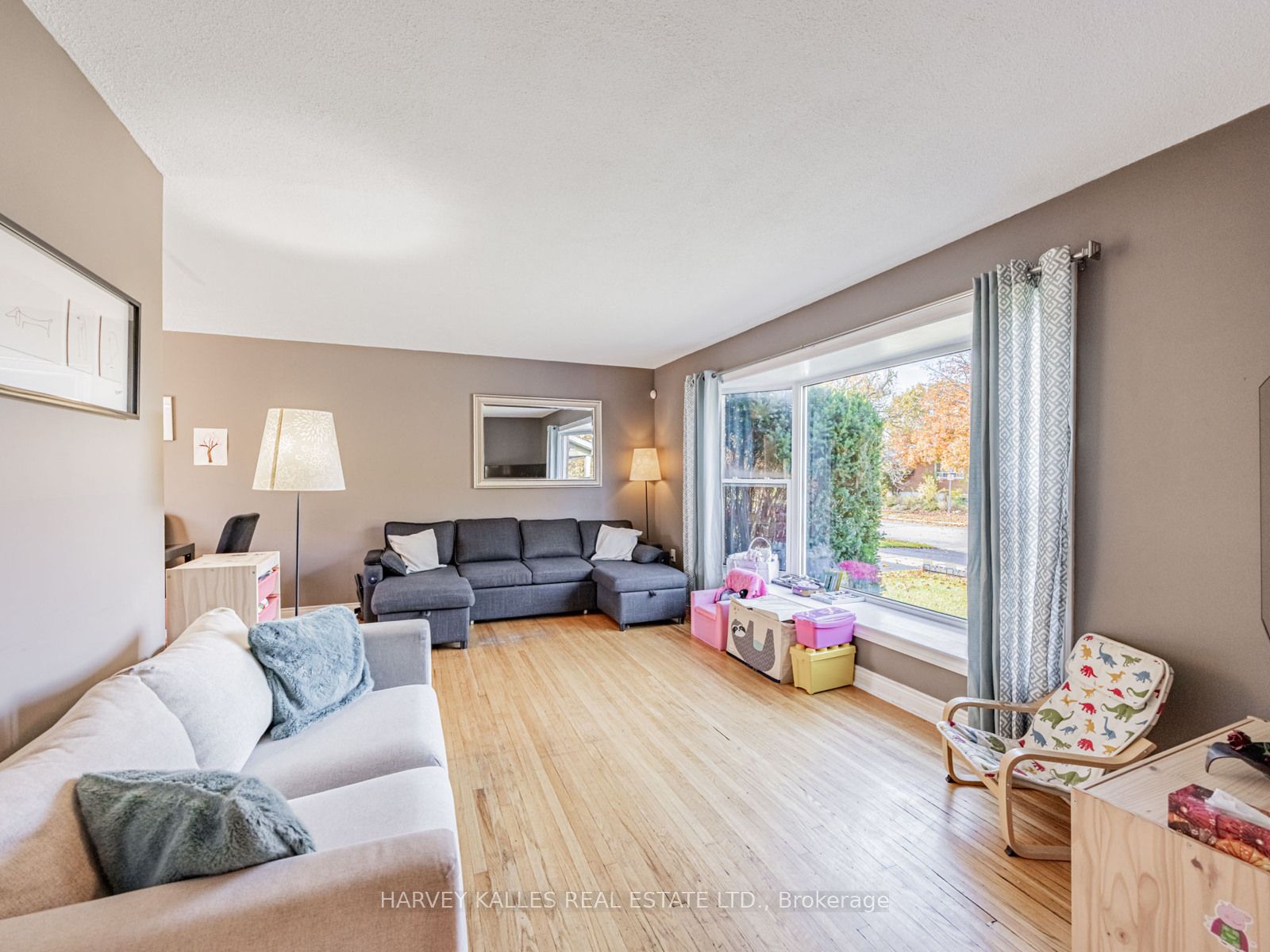 117 Eldomar Ave Property Photo 4