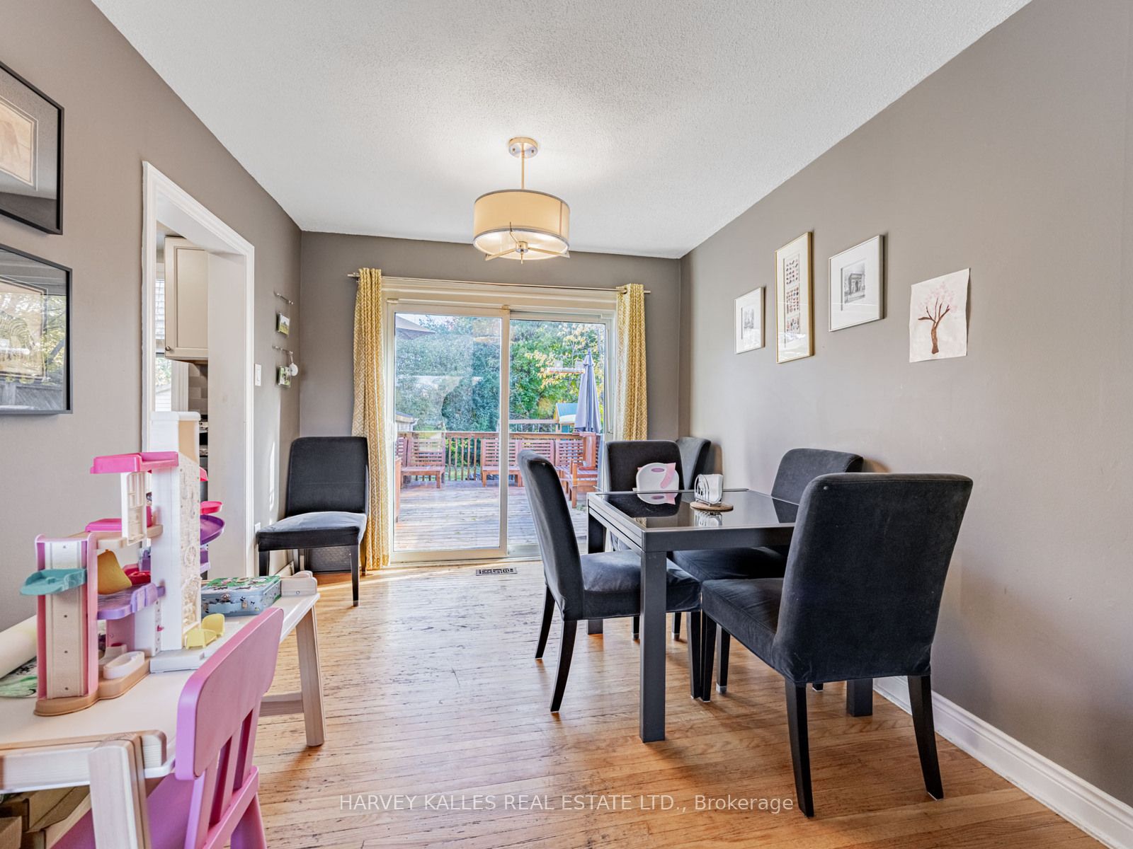 117 Eldomar Ave Property Photo 9