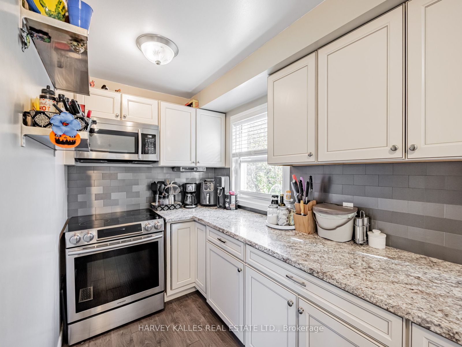 117 Eldomar Ave Property Photo 12