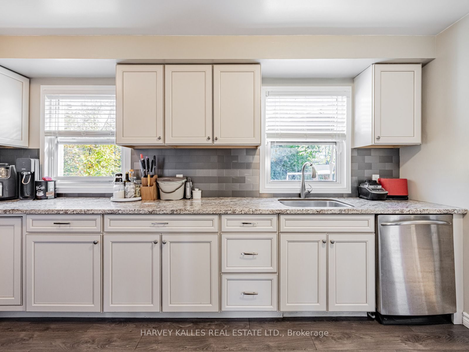 117 Eldomar Ave Property Photo 13