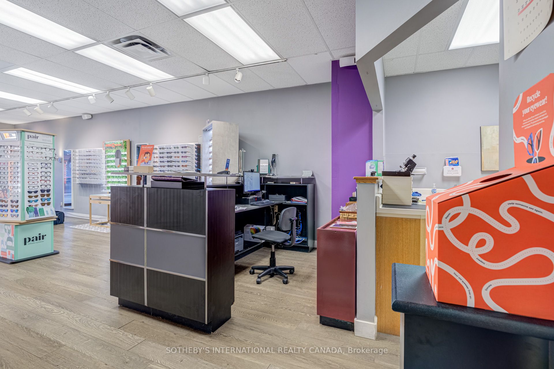 3000 Bloor Street W Property Photo 14