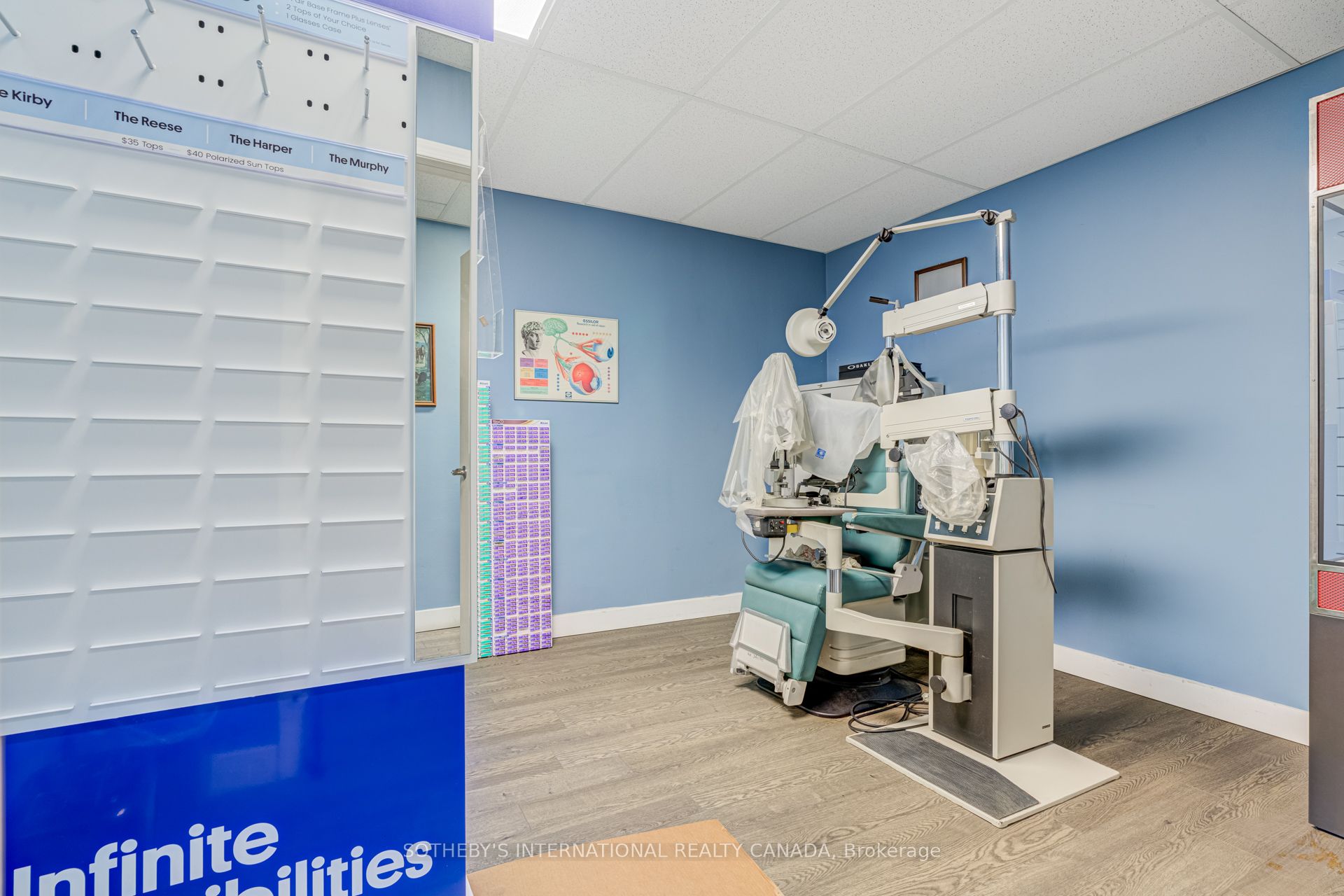 3000 Bloor Street W Property Photo 18