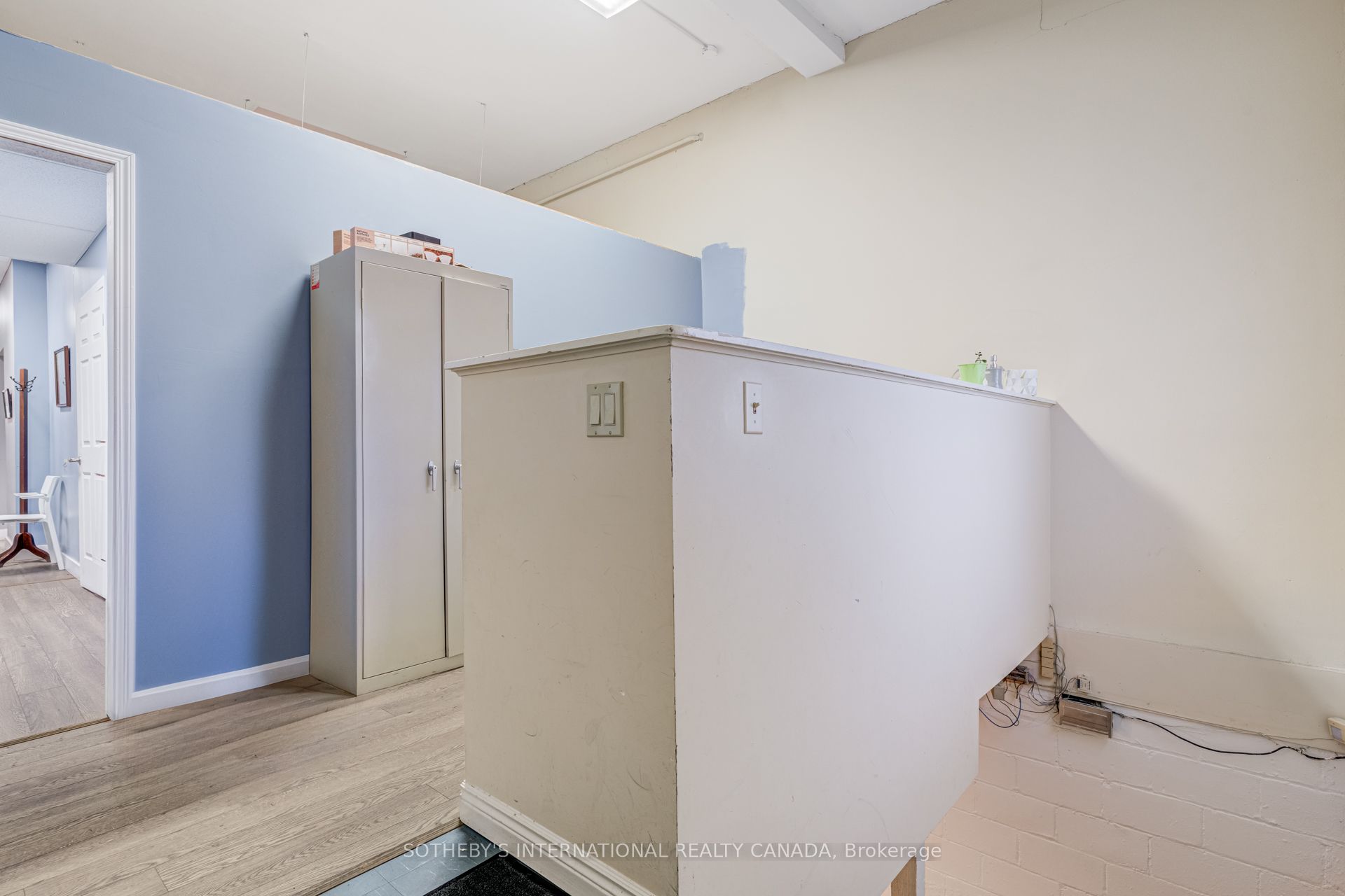 3000 Bloor Street W Property Photo 21