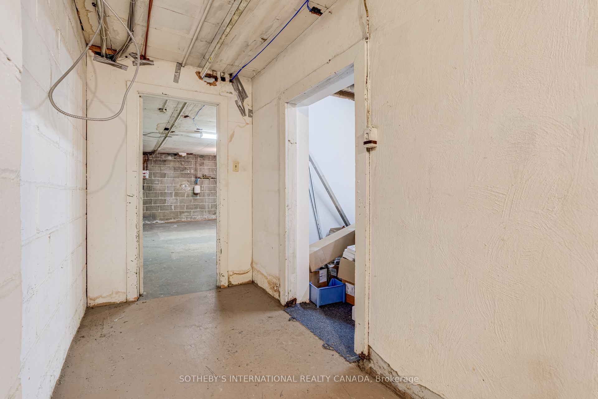 3000 Bloor Street W Property Photo 31